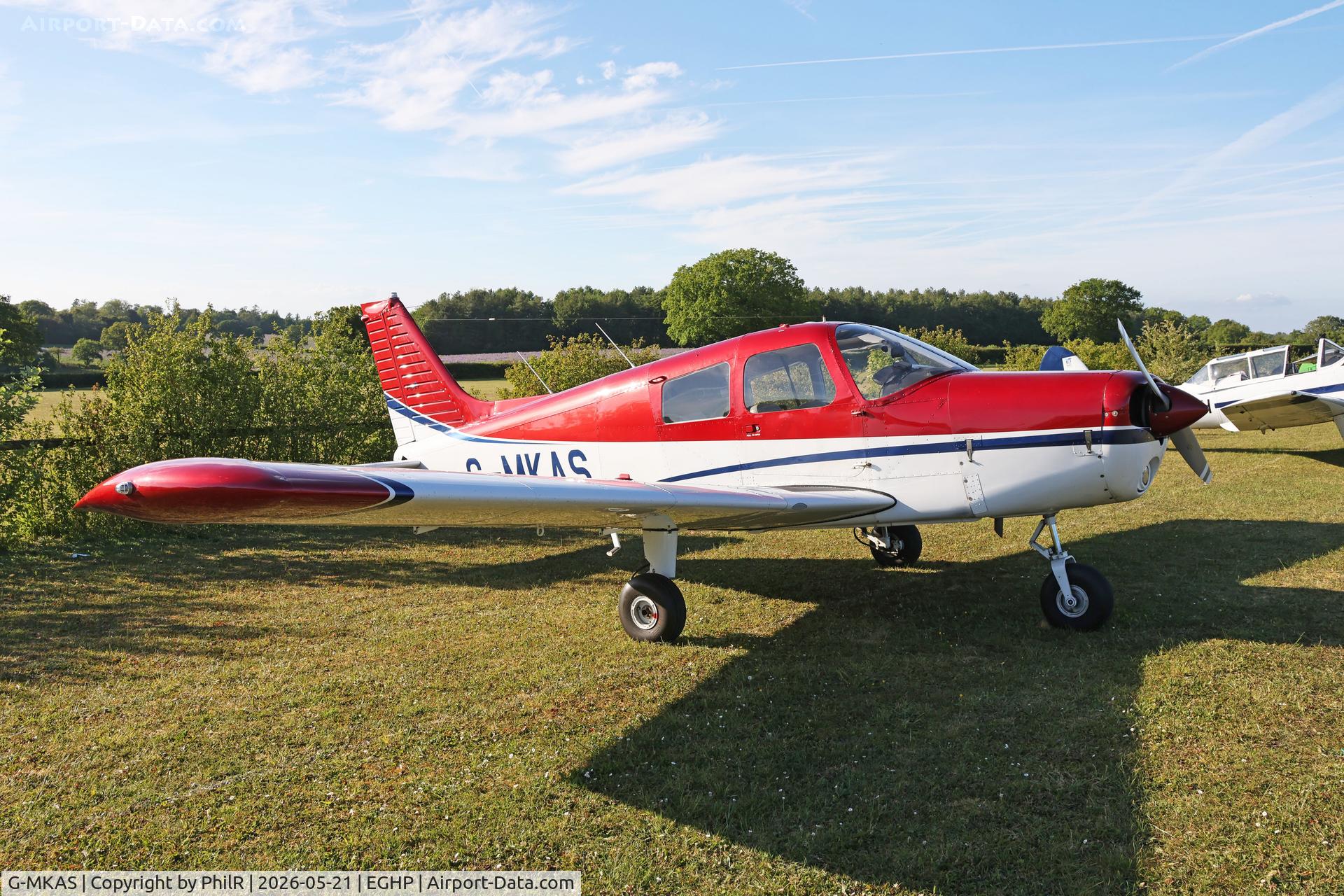 G-MKAS, 1974 Piper PA-28-140 Cherokee Cruiser, c/n 28-7425338, G-MKAS 1974 Piper PA-28 Cherokee Popham 

