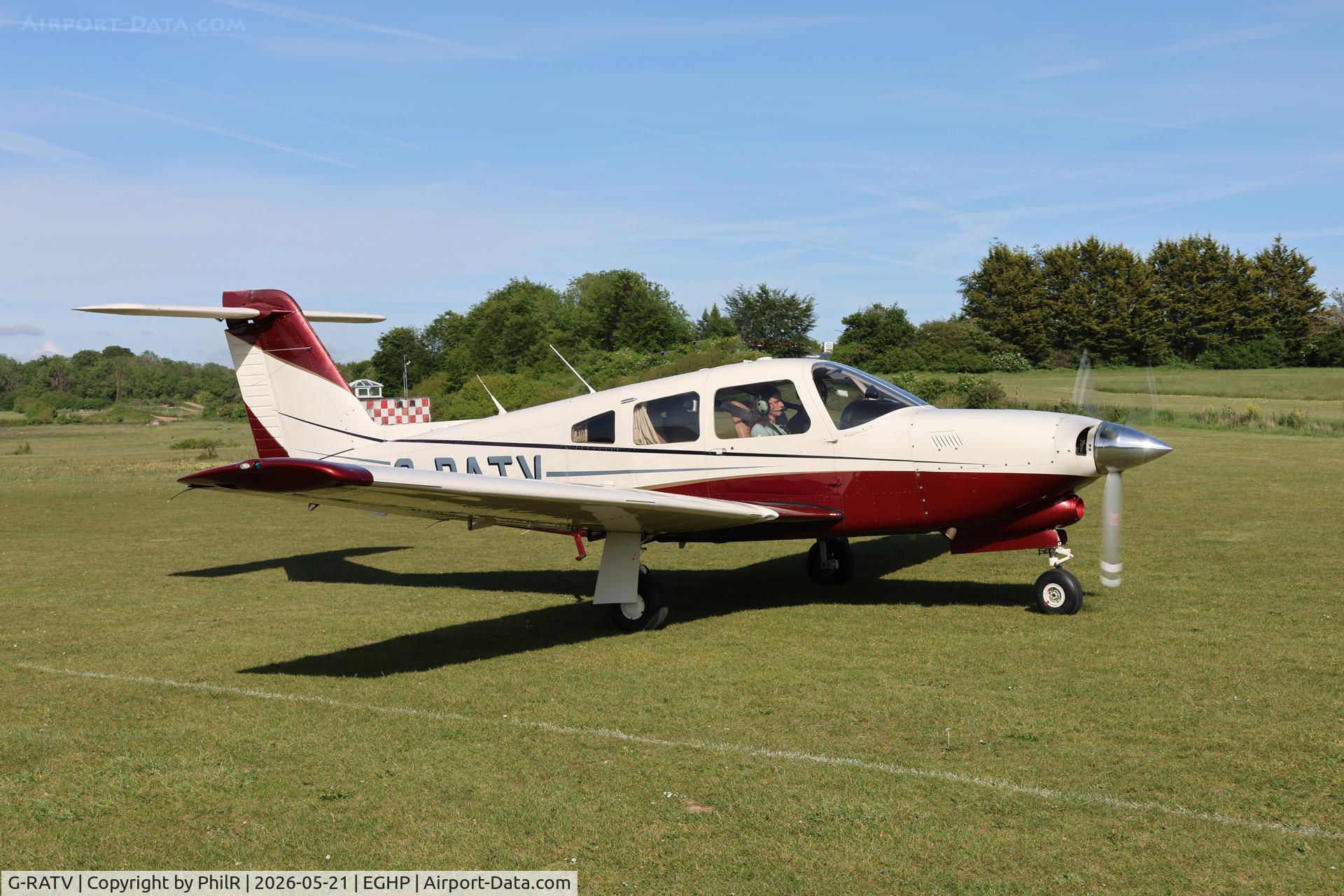 G-RATV, 1983 Piper PA-28RT-201T Turbo Arrow IV Arrow IV, c/n 28R-8431005, G-RATV 1983 Piper PA-28RT-201T Turbo Cherokee Arrow Popham
