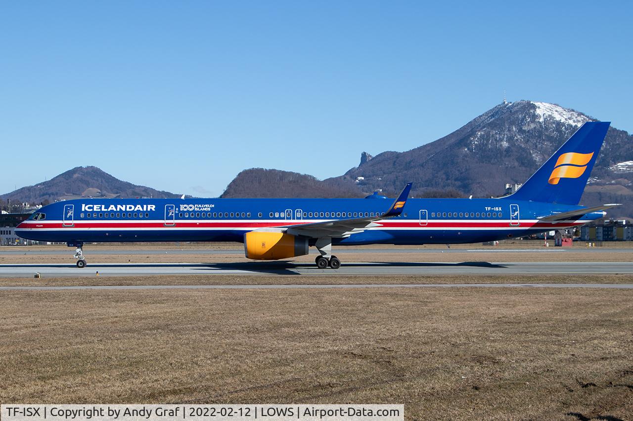 TF-ISX, 2000 Boeing 757-3E7, c/n 30179 l/n 912, Icelandair 757-300