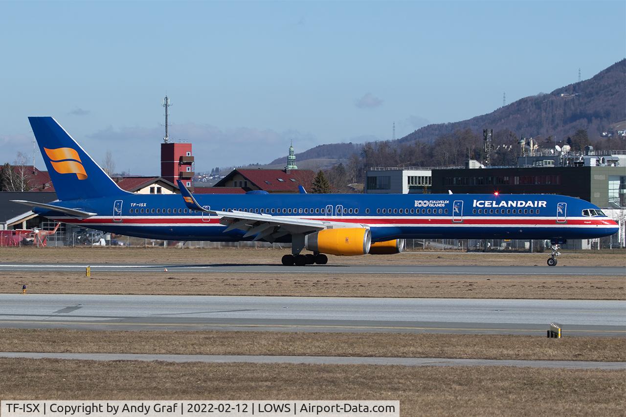 TF-ISX, 2000 Boeing 757-3E7, c/n 30179 l/n 912, Icelandair 757-300