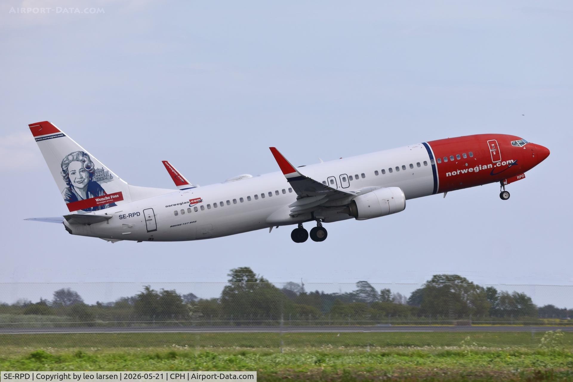 SE-RPD, 2016 Boeing 737-8JP, c/n 41152 l/n 5900, Copenhagen 21.5.2026.With " Wenche Foss" Norwegian actress on tail.