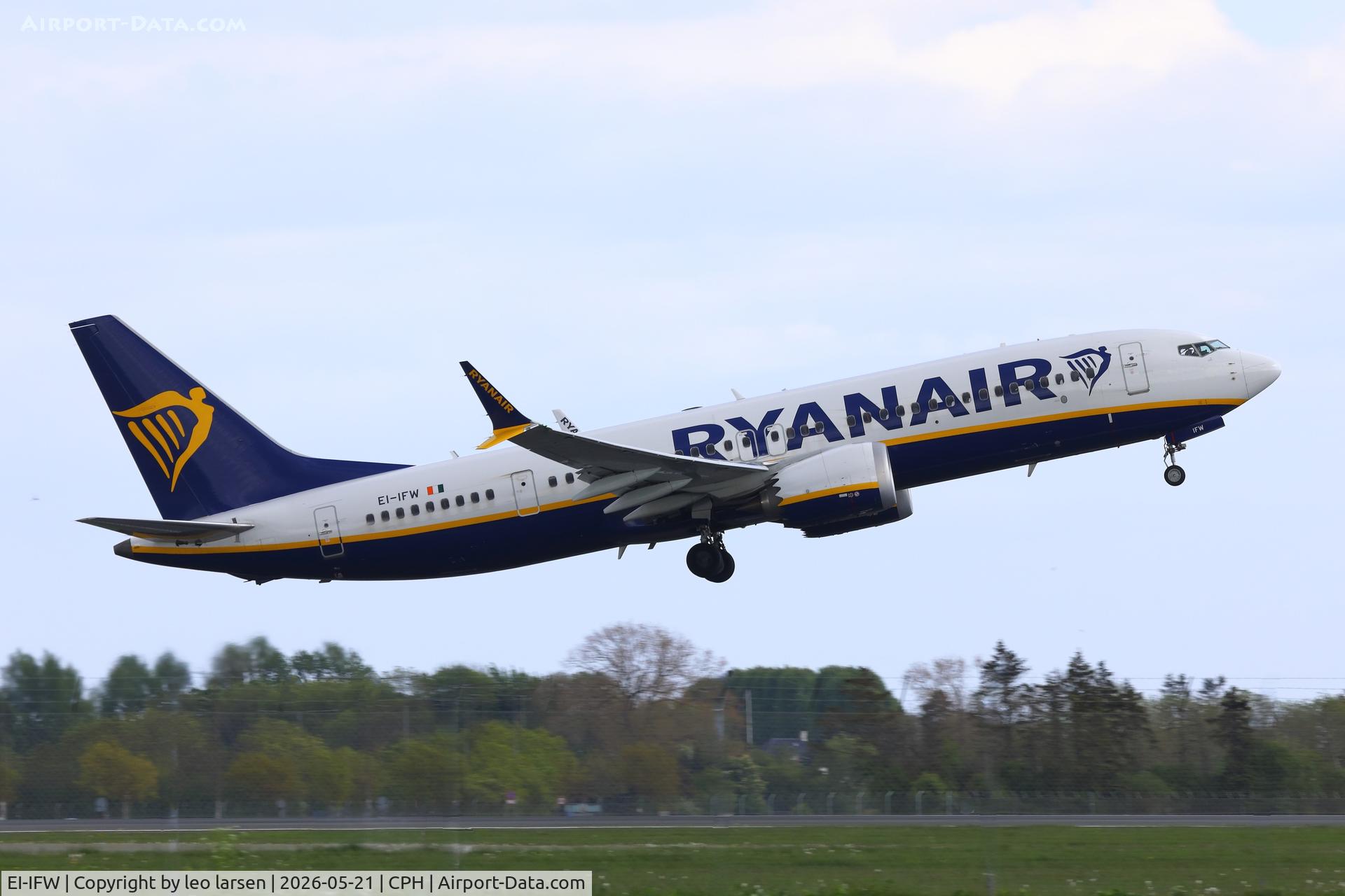 EI-IFW, 2023 Boeing 737-8-200 MAX, c/n 62344, Copenhagen 21.5.2026