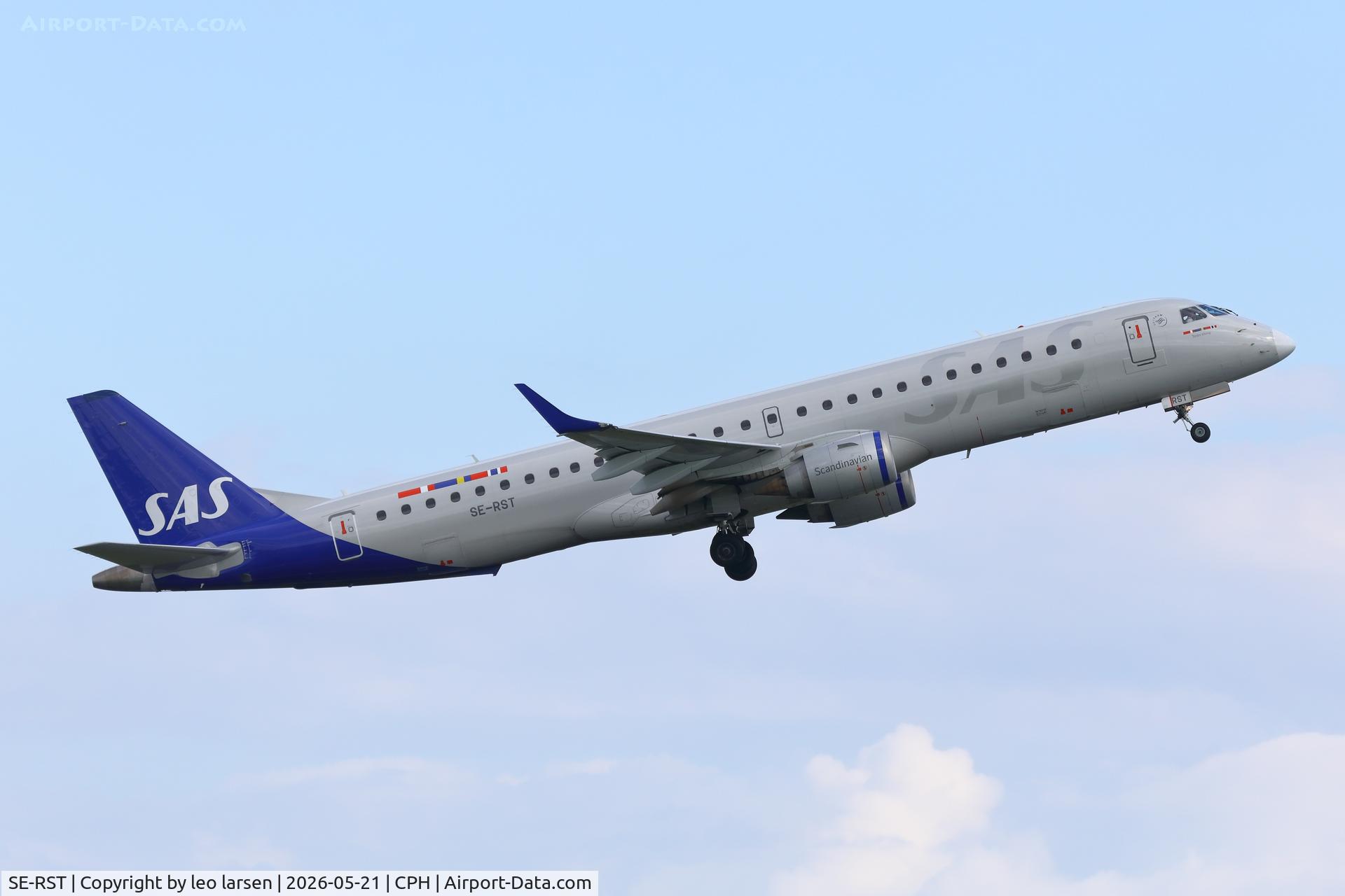 SE-RST, 2011 Embraer ERJ195LR (ERJ 190-200LR9, c/n 19000452, Copenhagen 21.5.2026