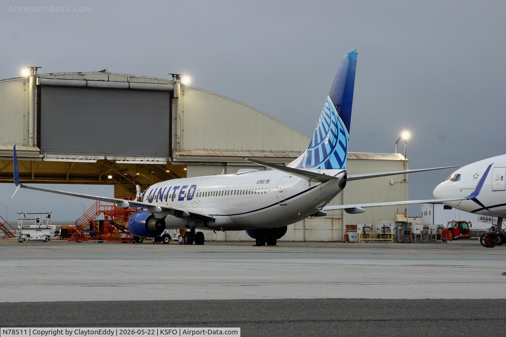 N78511, 2008 Boeing 737-824, c/n 33459, CFM56 engines SFO 2026