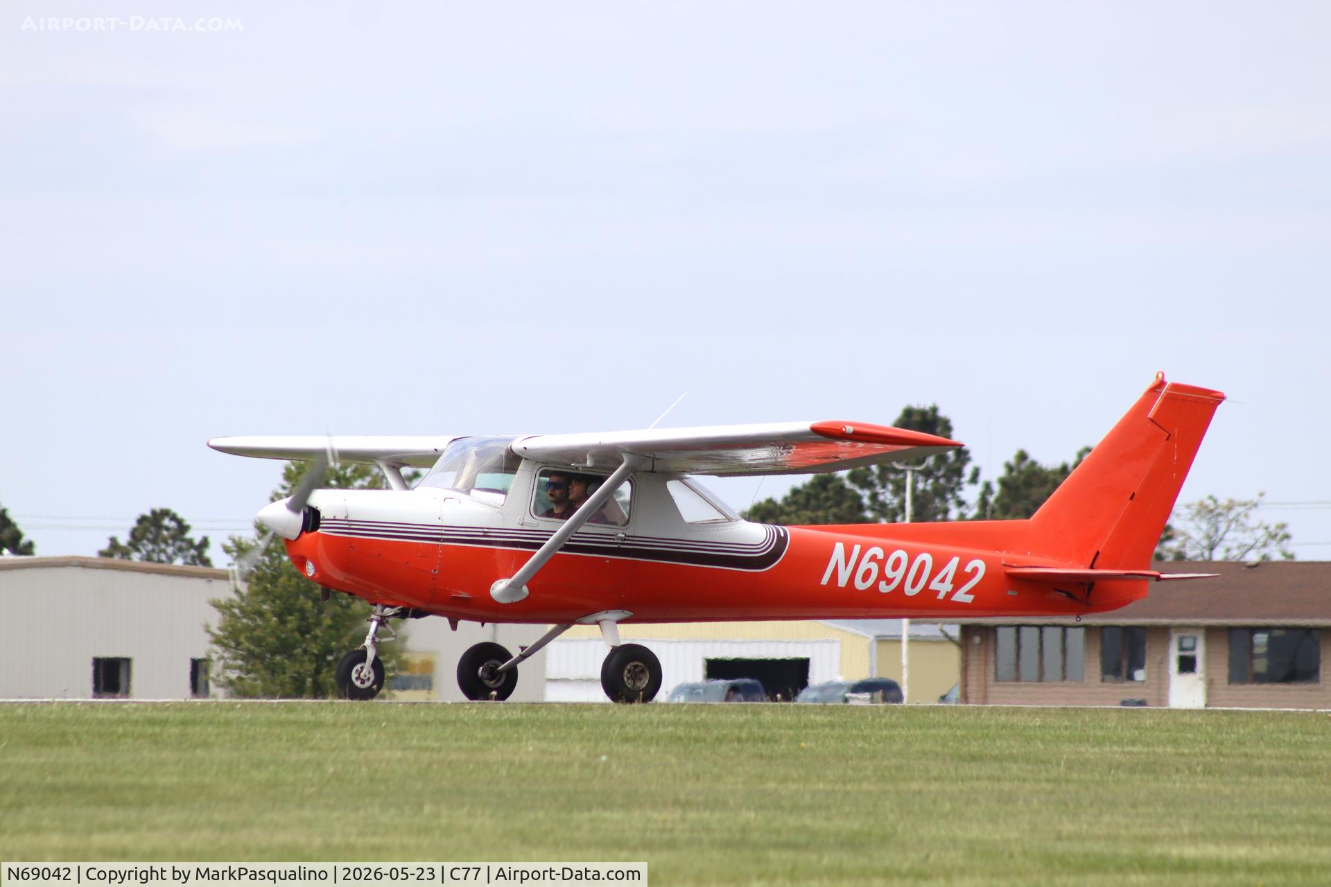 N69042, 1978 Cessna 152, c/n 15282455, Cessna 152