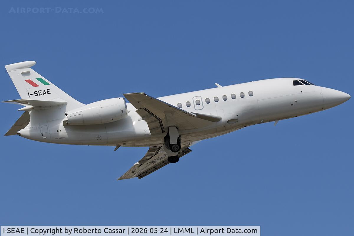 I-SEAE, 2003 Dassault Falcon 2000, c/n 200, Runway 13