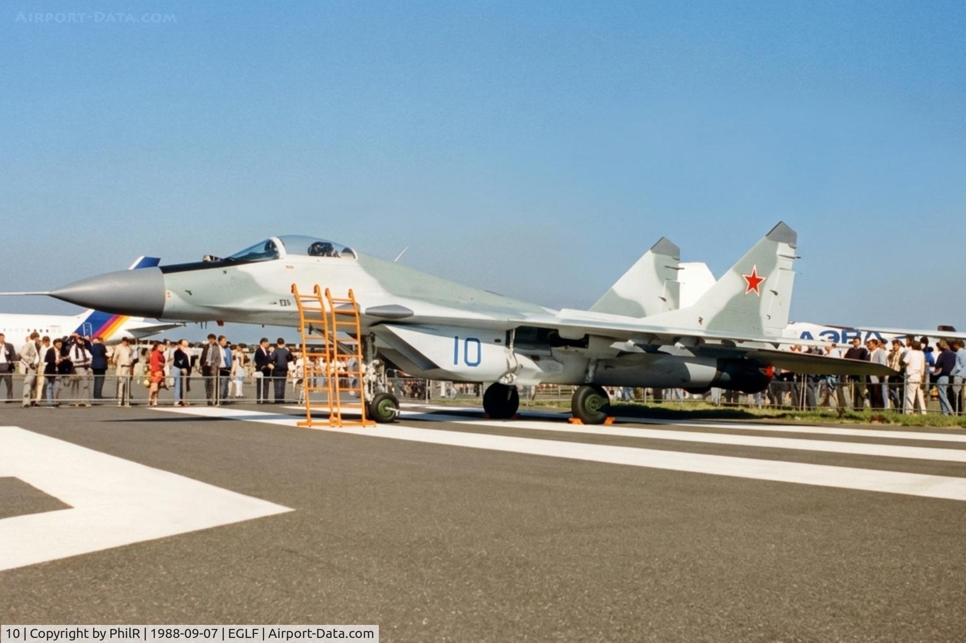 10, Mikoyan-Gurevich MiG-29A, c/n 2960522971, 10 1988 Mig 29A Fulcrum SovAF SBAC
