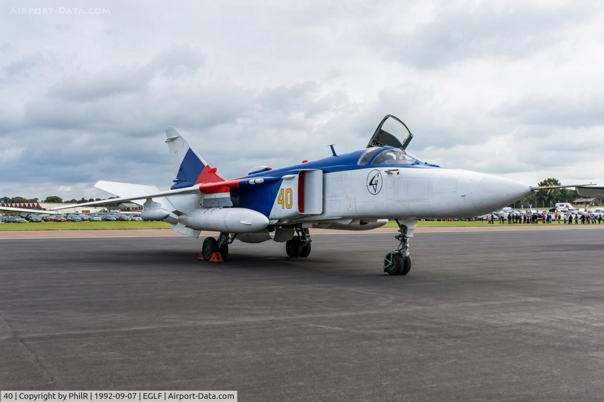 40, 1946 Yakovlev Yak-9U, c/n 0815346, 40 Su-24 RussianAF SBAC 09.92(1).jpg
