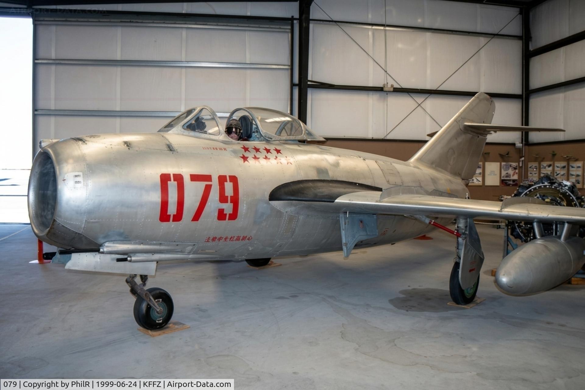 079, Mikoyan-Gurevich MiG-15bis, c/n 124079, 079 1956 Shenyang J-5 (MiG-17F) Champlin Fighter Museum Falcon Field 



