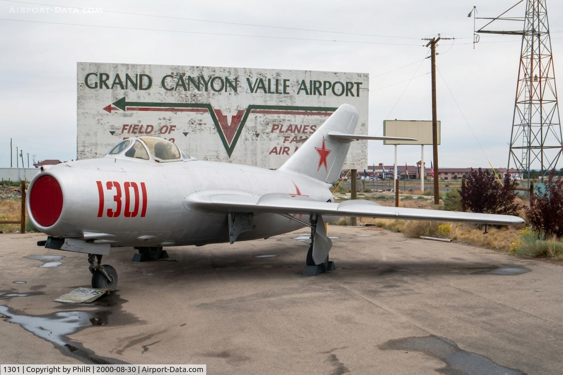 1301, Mikoyan-Gurevich MiG-15, c/n 5058, 1301 1954 WSK-Mielec Lim-2 (MiG-15bis) SovAF Planes Of Fame Museum Valle 
