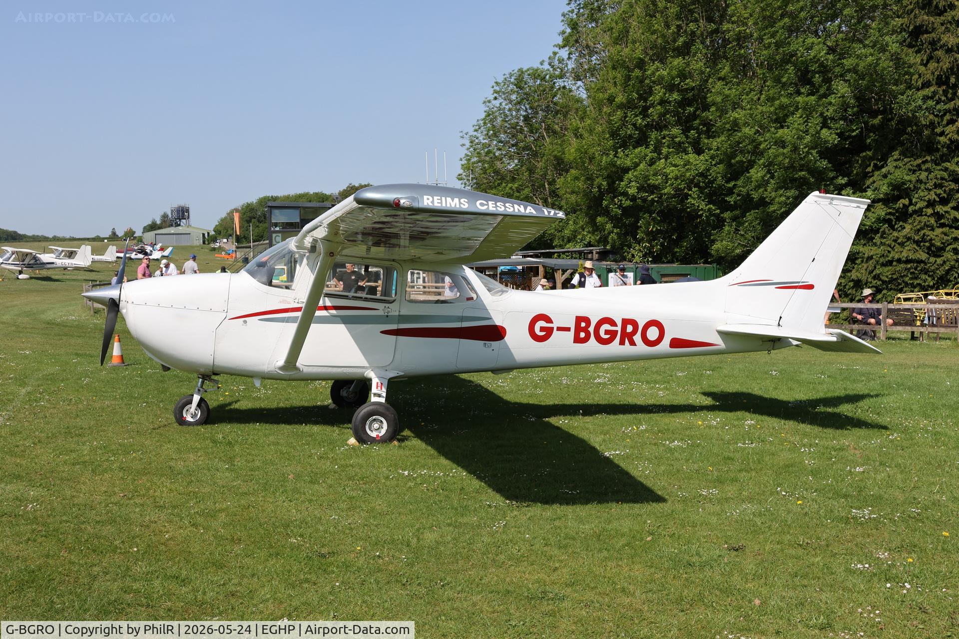 G-BGRO, 1974 Reims Cessna F172M Skyhawk, c/n 1129, G-BGRO 1974 Reims Cessna F172M Skyhawk Popham
