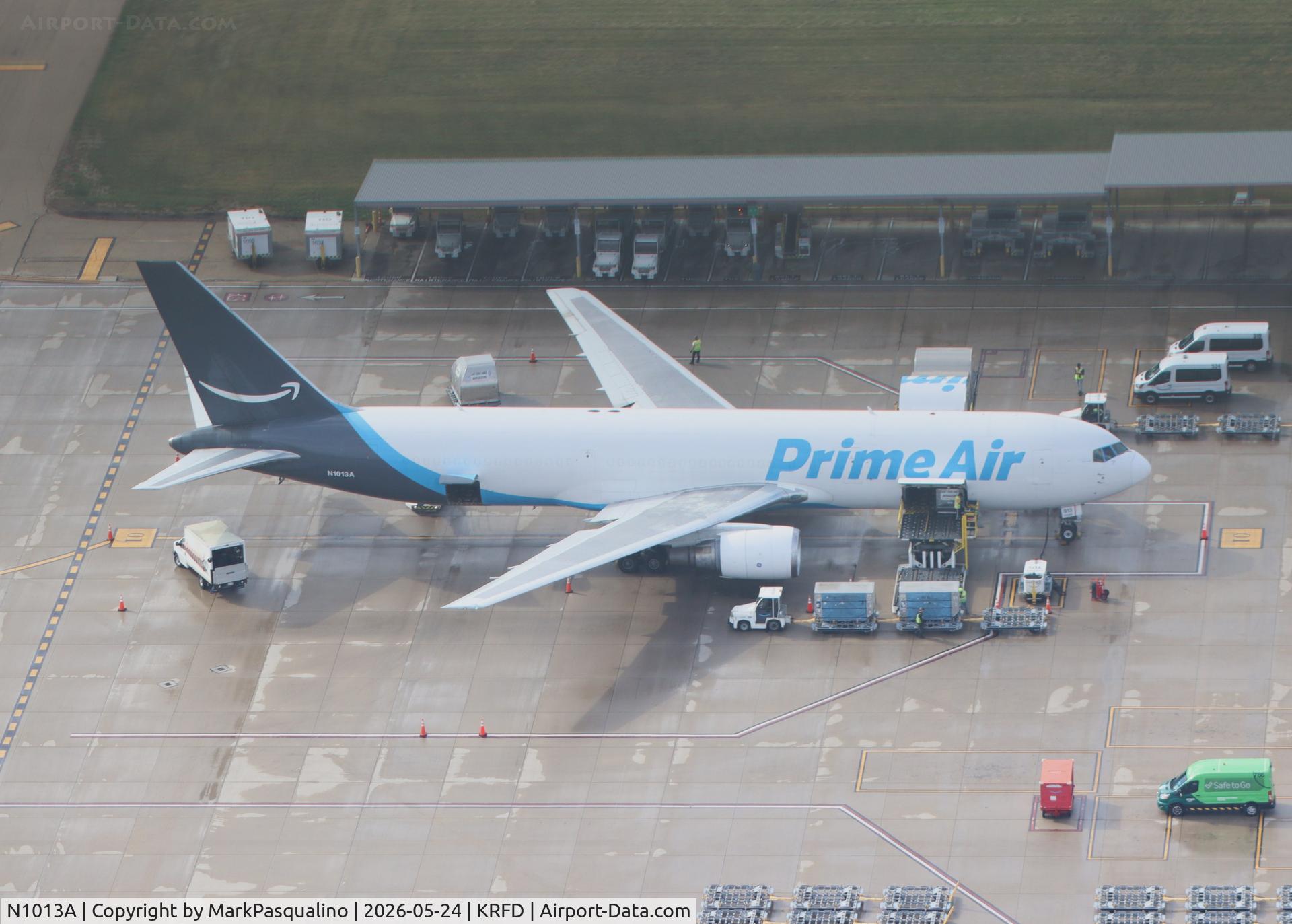N1013A, 1999 Boeing 767-36N/SF, c/n 30110 l/n 775, Boeing 767-36N/SF