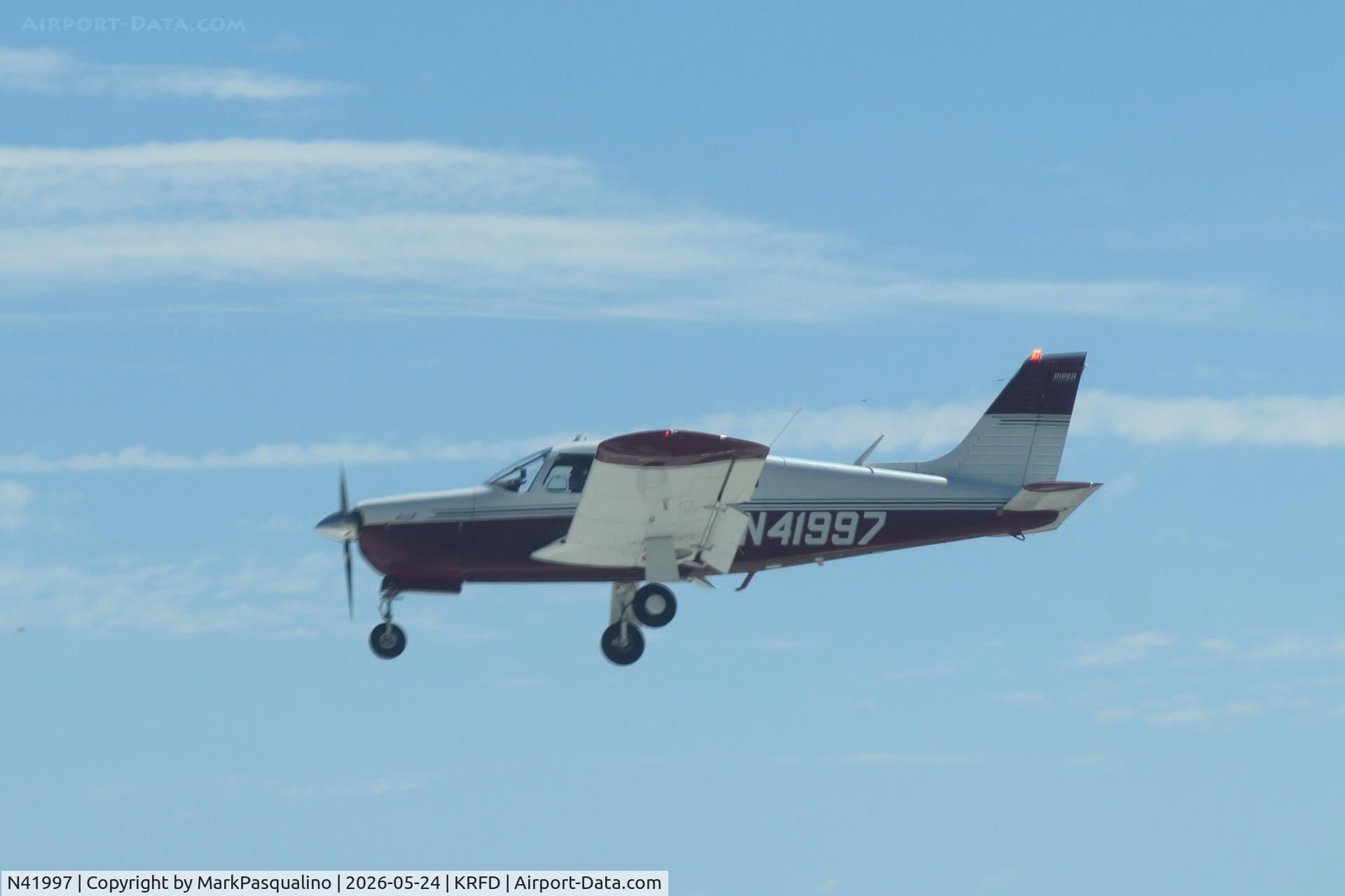N41997, 1974 Piper PA-28R-200, c/n 28R-7435235, Piper PA-28R-200