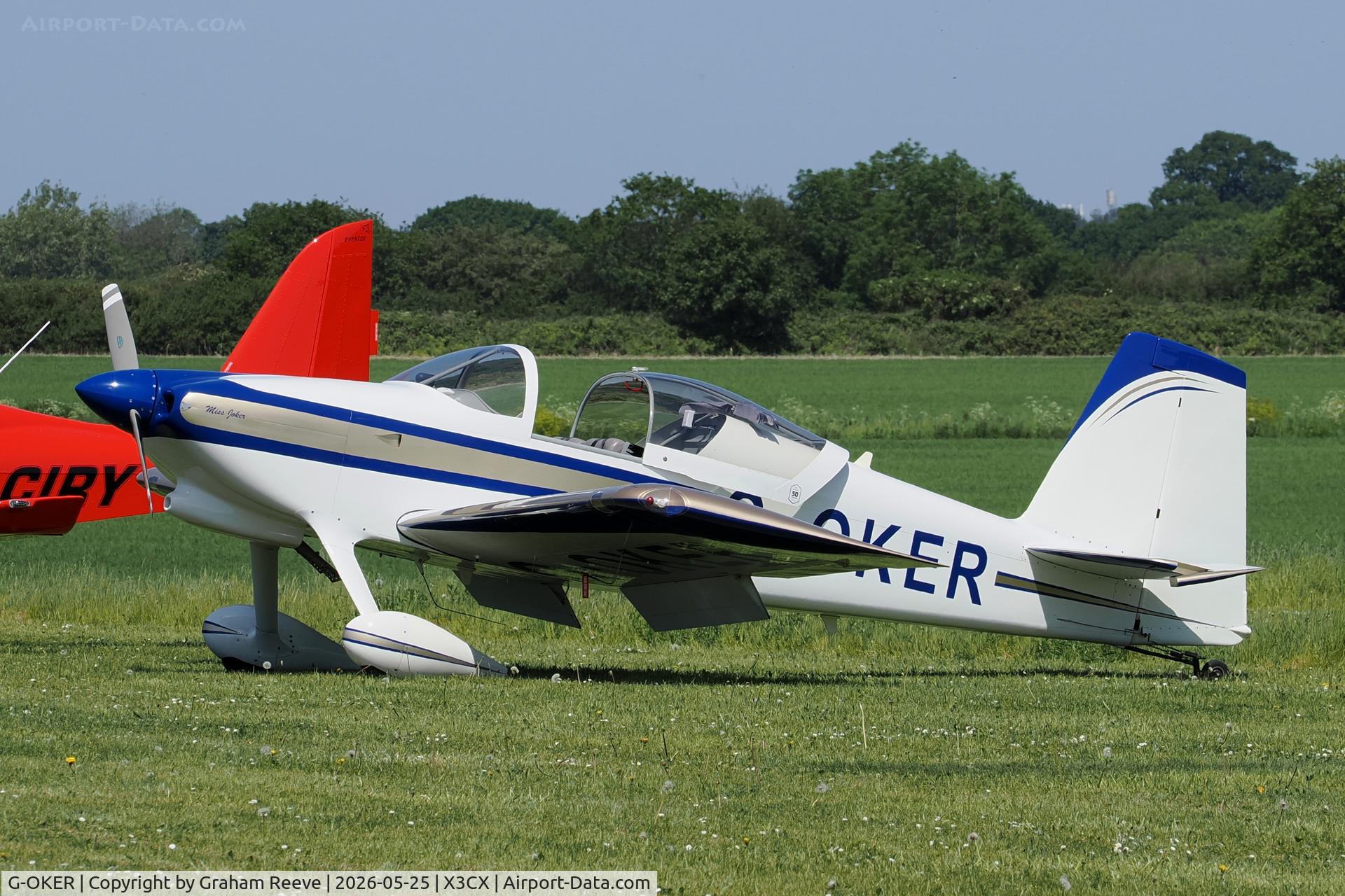 G-OKER, 2004 Vans RV-7, c/n PFA 323-14233, Parked at Northrepps.