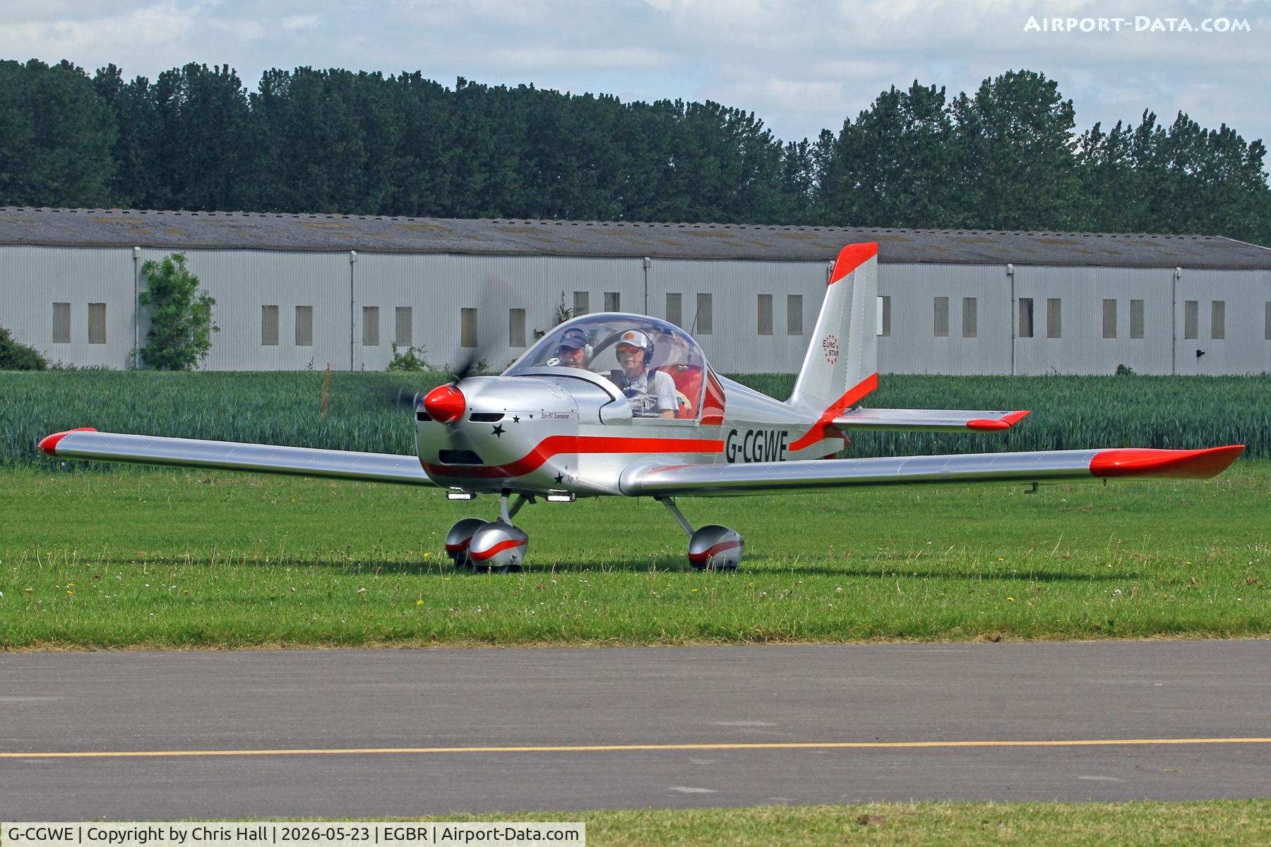 G-CGWE, 2013 Aerotechnik EV-97 Eurostar SL, c/n LAA 315B-15158, EV-97 fly-in Breighton 23/05/26