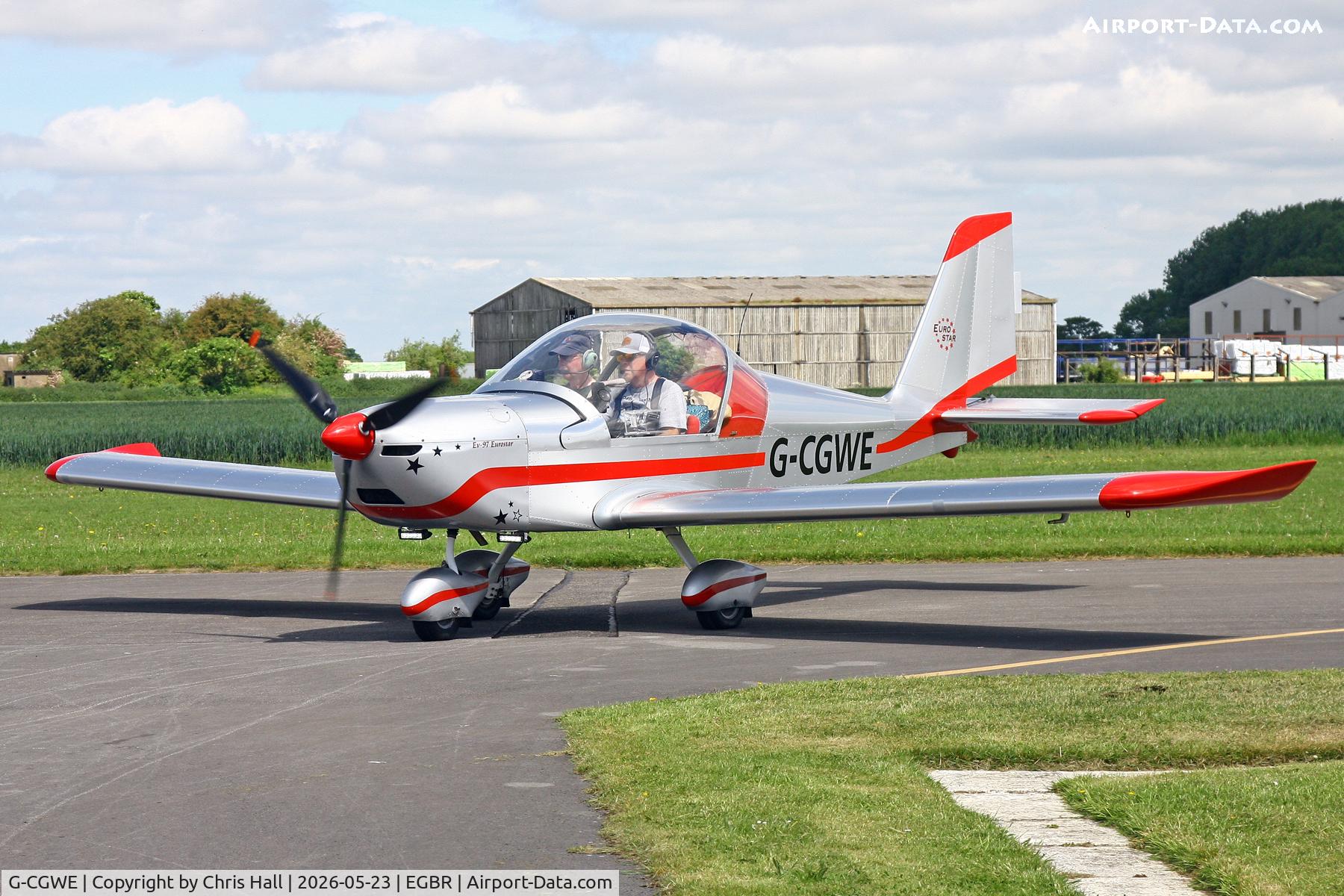G-CGWE, 2011 Aerotechnik EV-97A Eurostar, c/n LAA 315A-15045, EV-97 fly-in Breighton 23/05/26