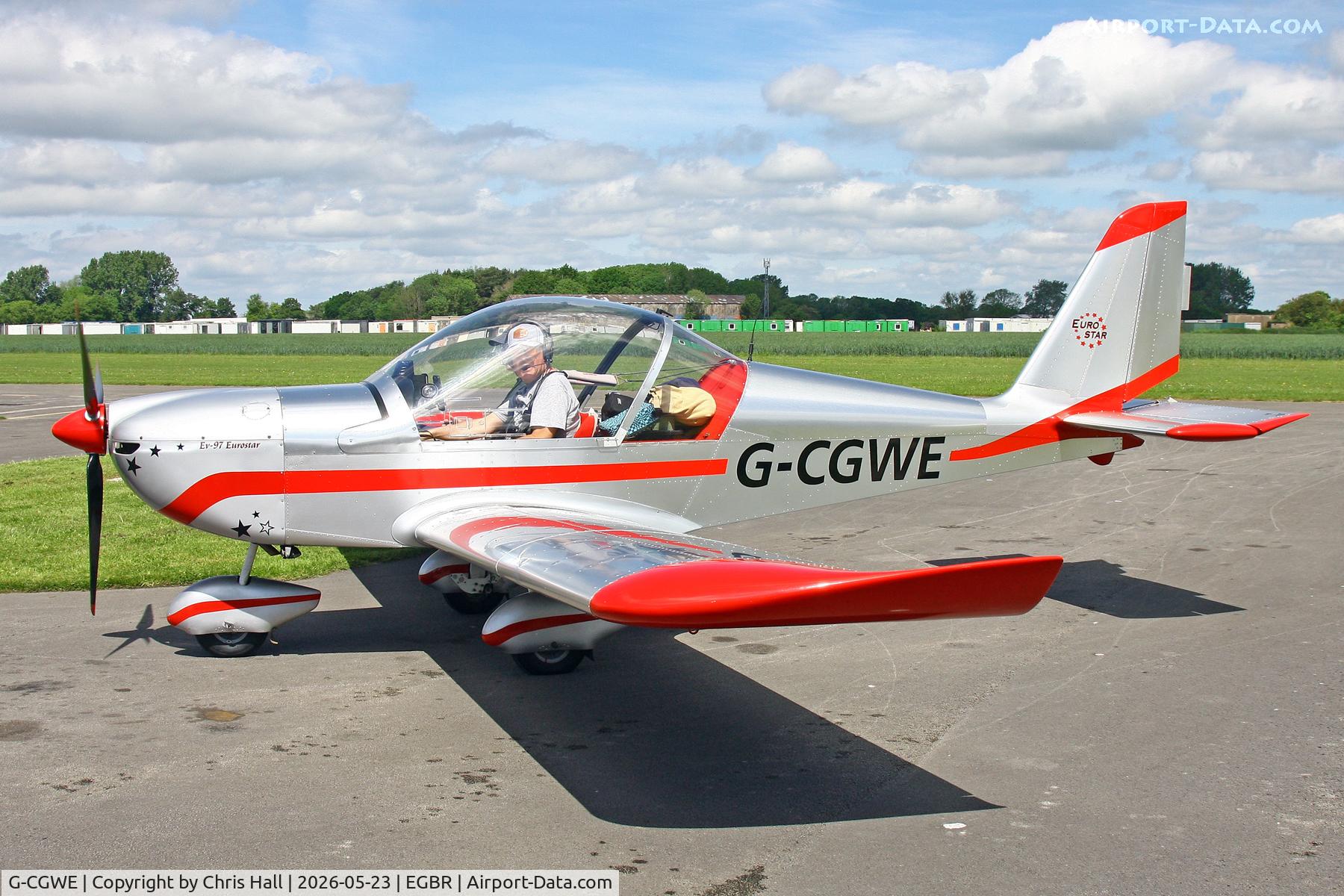 G-CGWE, 2011 Aerotechnik EV-97A Eurostar, c/n LAA 315A-15045, EV-97 fly-in Breighton 23/05/26