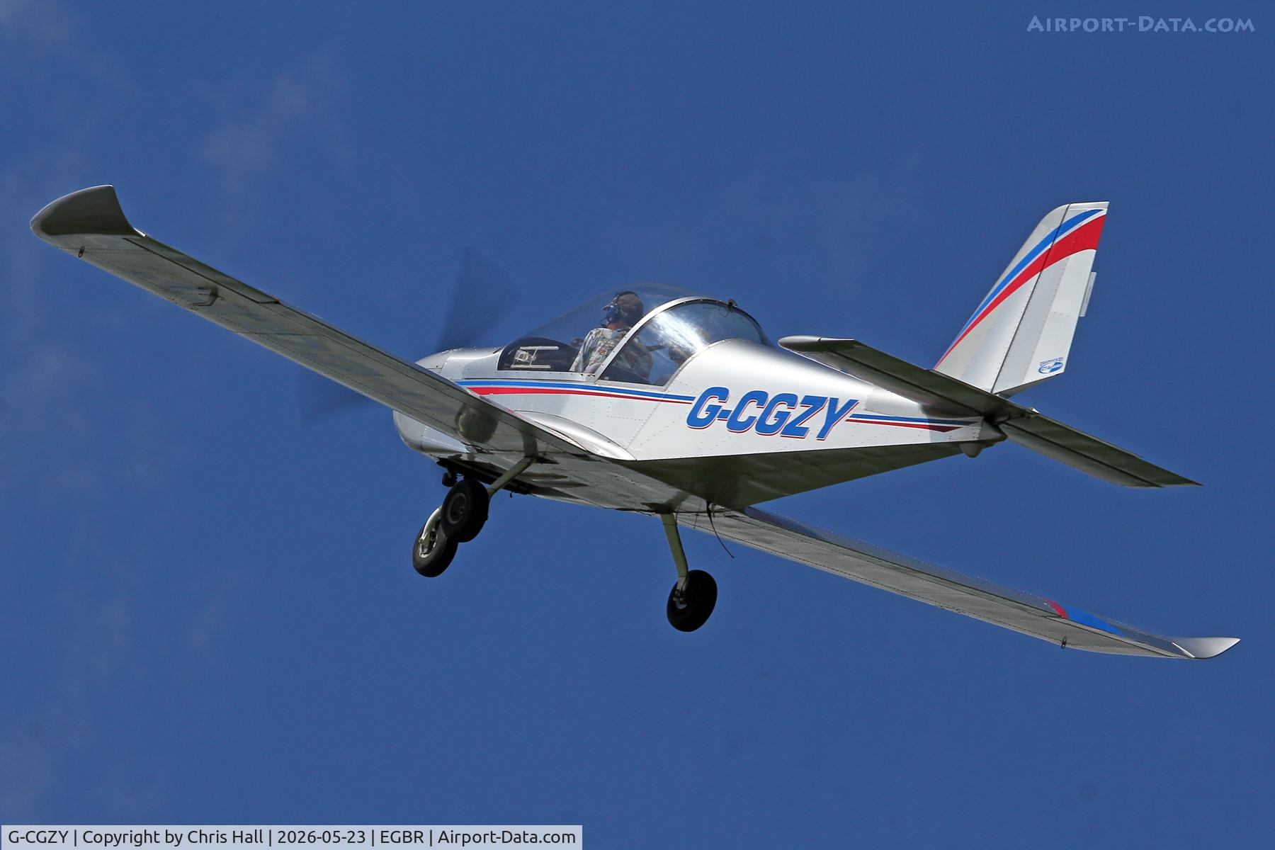 G-CGZY, 2011 Cosmik EV-97 TeamEurostar UK, c/n 3926, EV-97 fly-in Breighton 23/05/26