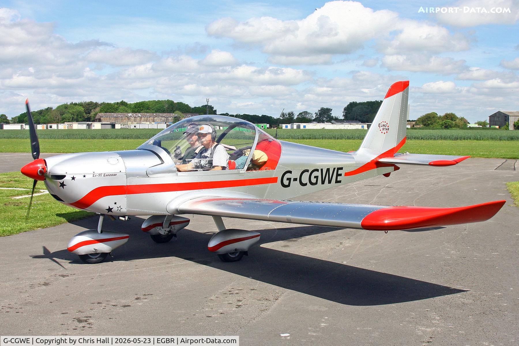 G-CGWE, 2011 Aerotechnik EV-97A Eurostar, c/n LAA 315A-15045, EV-97 fly-in Breighton 23/05/26