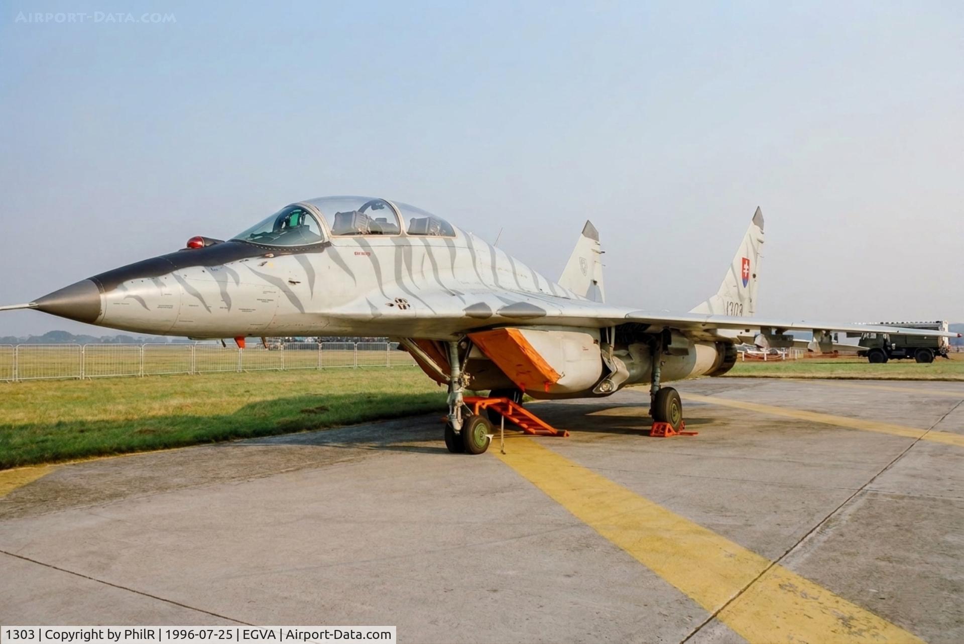 1303, Mikoyan-Gurevich MiG-29UB, c/n N50903028113, 1303 Mig-29UB Fulcrum SlovakAF IAT