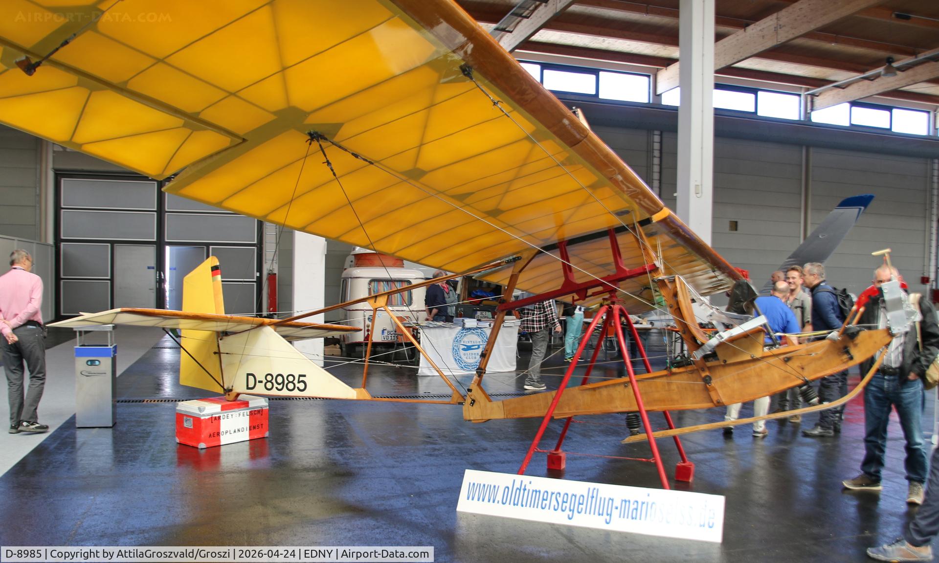 D-8985, DFS SG-38 Schulgleiter, c/n Not found D-8985, EDNY - Bodensee Airport Friedrichshafen, Germany. AERO 2026