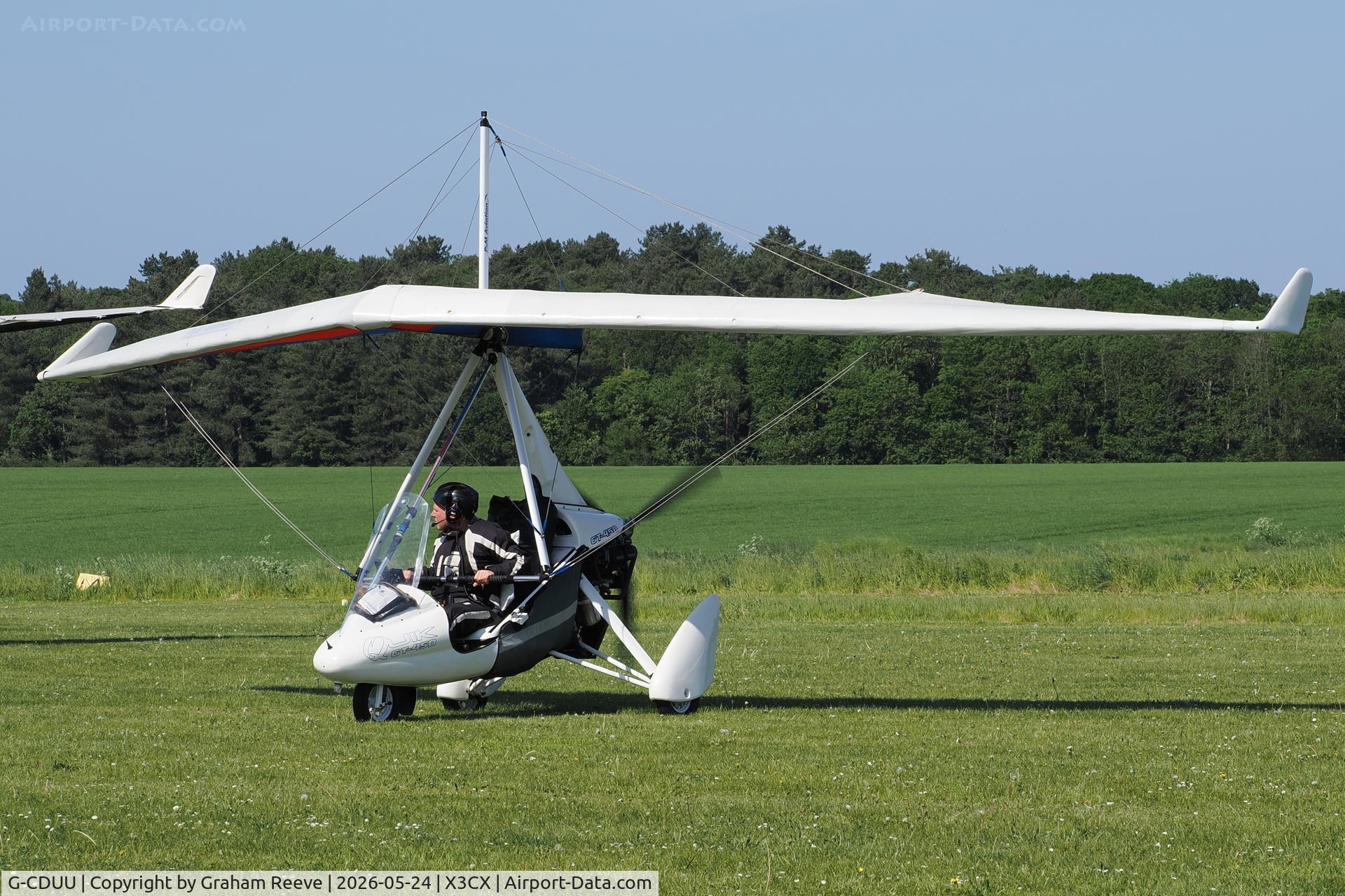 G-CDUU, 2006 P&M Aviation Quik GT450, c/n 8165, Departing from Northrepps.