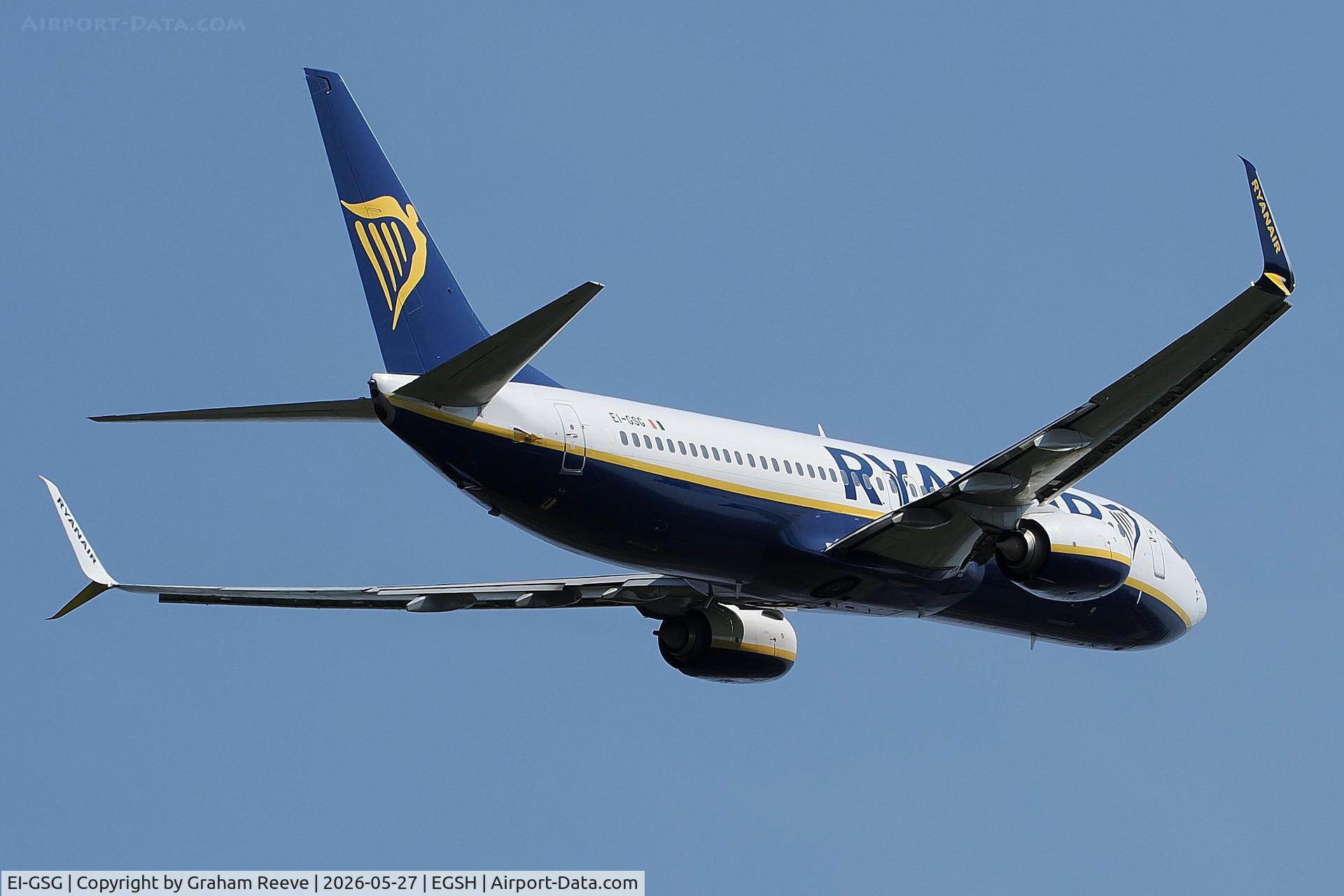 EI-GSG, 2018 Boeing 737-800, c/n 44849, Departing from Norwich.
