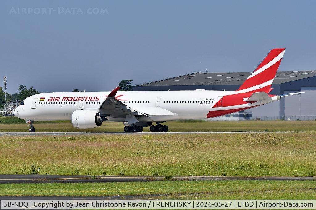 3B-NBQ, 2017 Airbus A350-941, c/n 157, Bordeaux (BOD)	Mauritius (MRU)	MK5