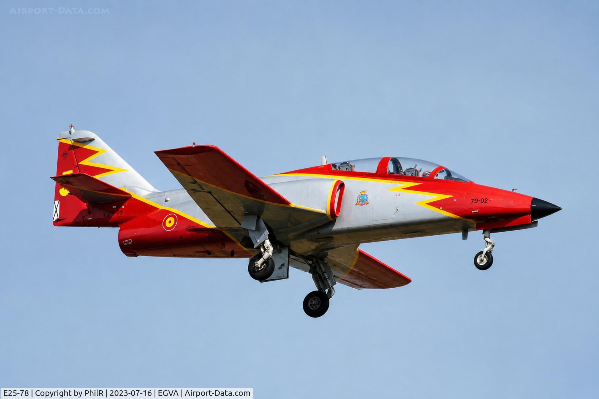 E25-78, CASA C-101EB Aviojet, c/n EB01-78-086, E.25-78 79-02 5 CASA C-101 Aviojet Spanish Air Force 'Patrulla Aguila' RIAT RAF Fairford 