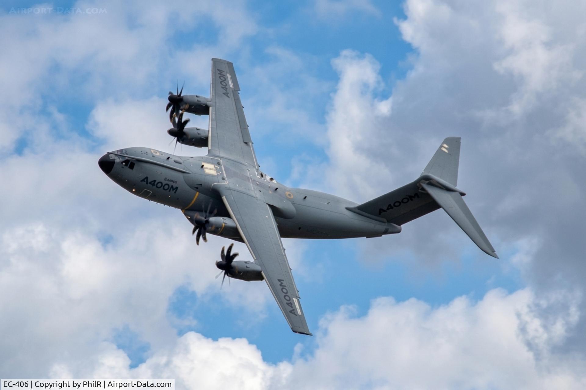 EC-406, 2014 Airbus A400M-180 Atlas C.1, c/n 016, EC-406 Airbus A-400M Atlas RIAT 10.07.16(3).JPG
