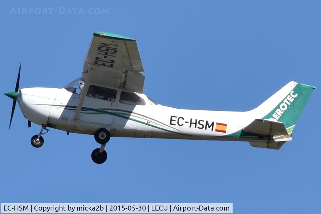 EC-HSM, 1977 Cessna 172N Skyhawk II, c/n 172-68875, Take off