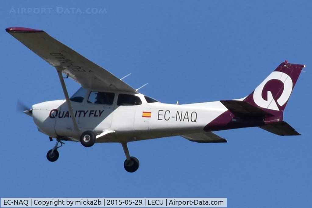 EC-NAQ, 1999 Cessna 172S, c/n 172S8105, Take off