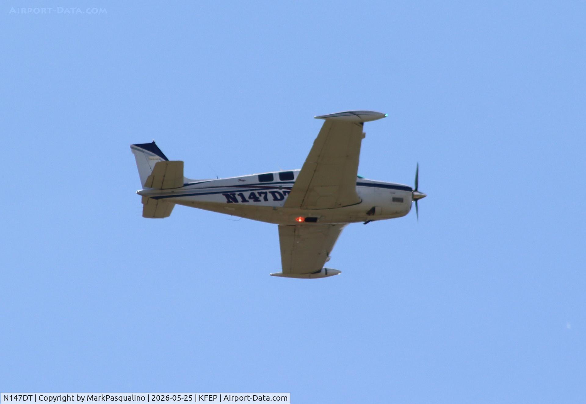 N147DT, 1998 Raytheon Aircraft Company A36 Bonanza, c/n E-3163, Raytheon A36