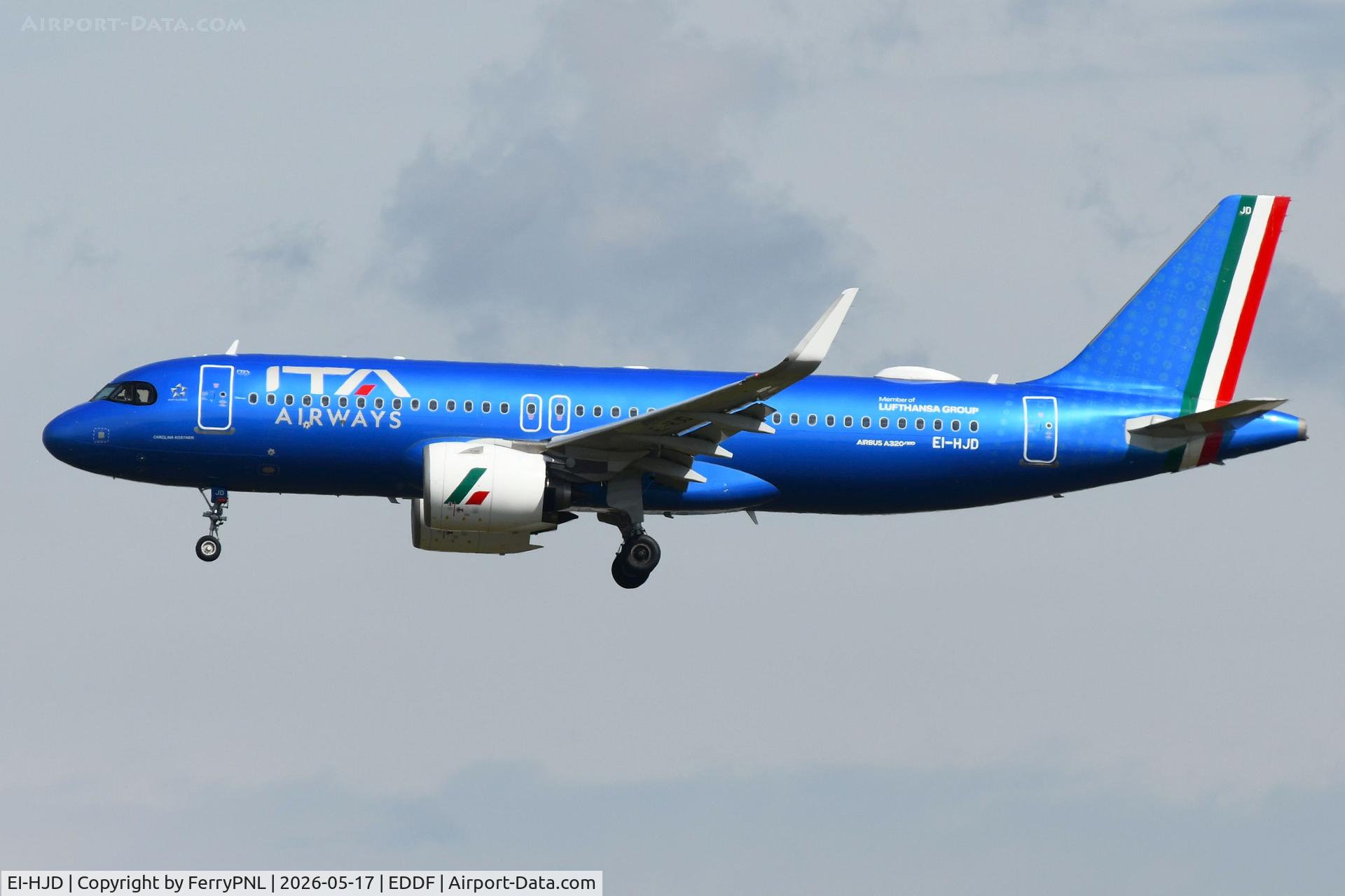 EI-HJD, Airbus A320-272N, c/n 11313, ITA A223 landing