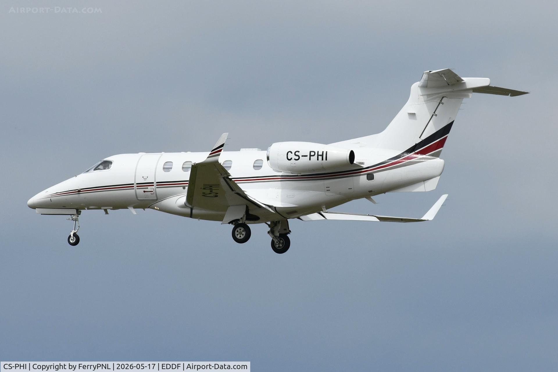 CS-PHI, 2016 Embraer EMB-505 Phenom 300, c/n 50500332, Netjets EMB505