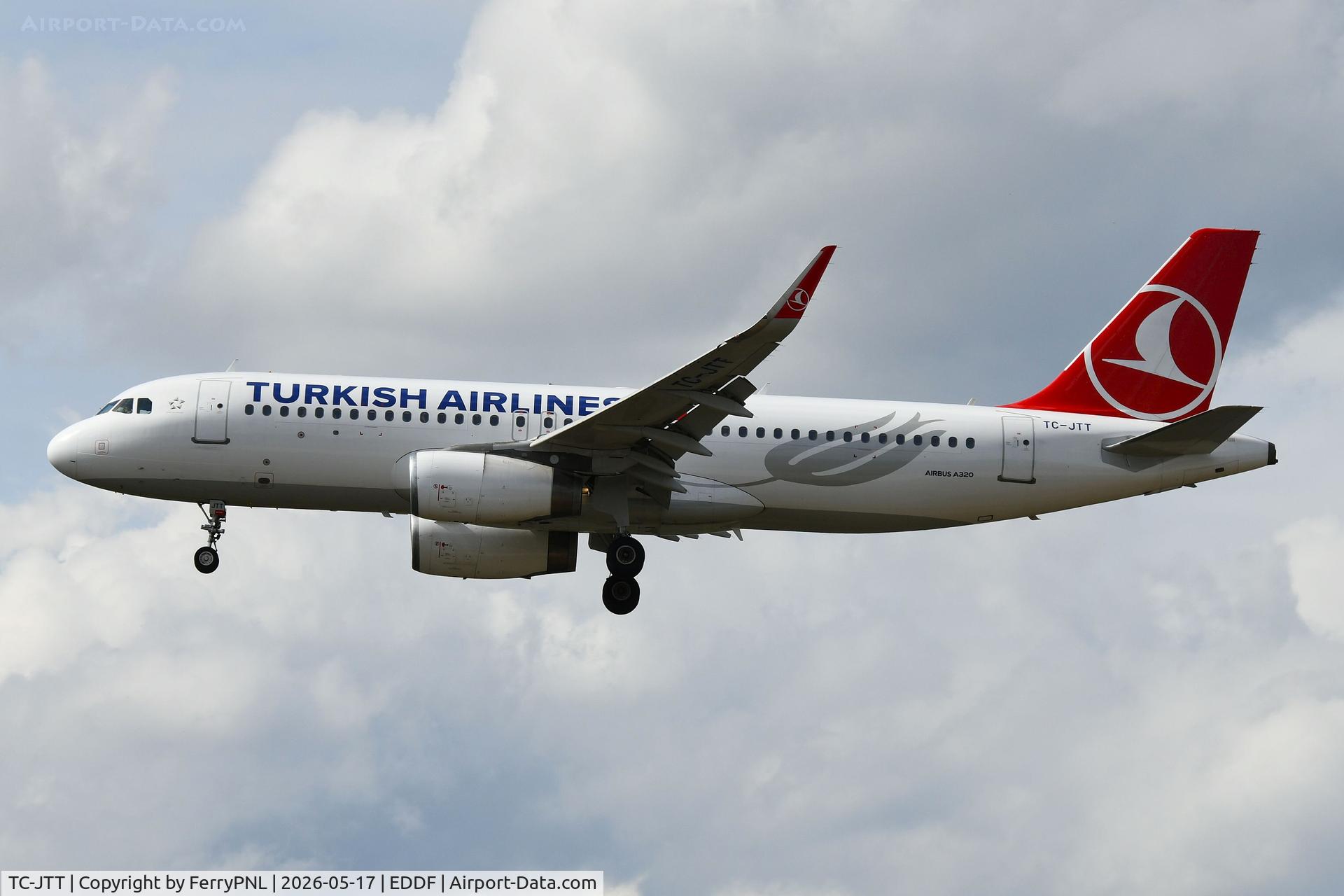 TC-JTT, 2016 Airbus A320-232, c/n 7378, Turkish A320 arriving on at Ajet flight from SAW