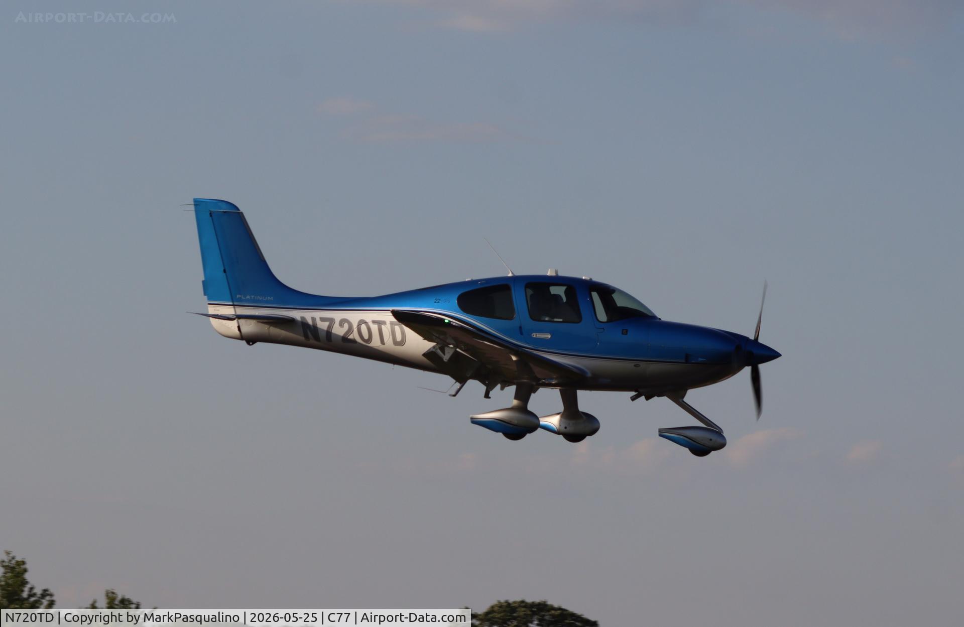 N720TD, 2019 Cirrus SR22, c/n 4817, Cirrus SR22