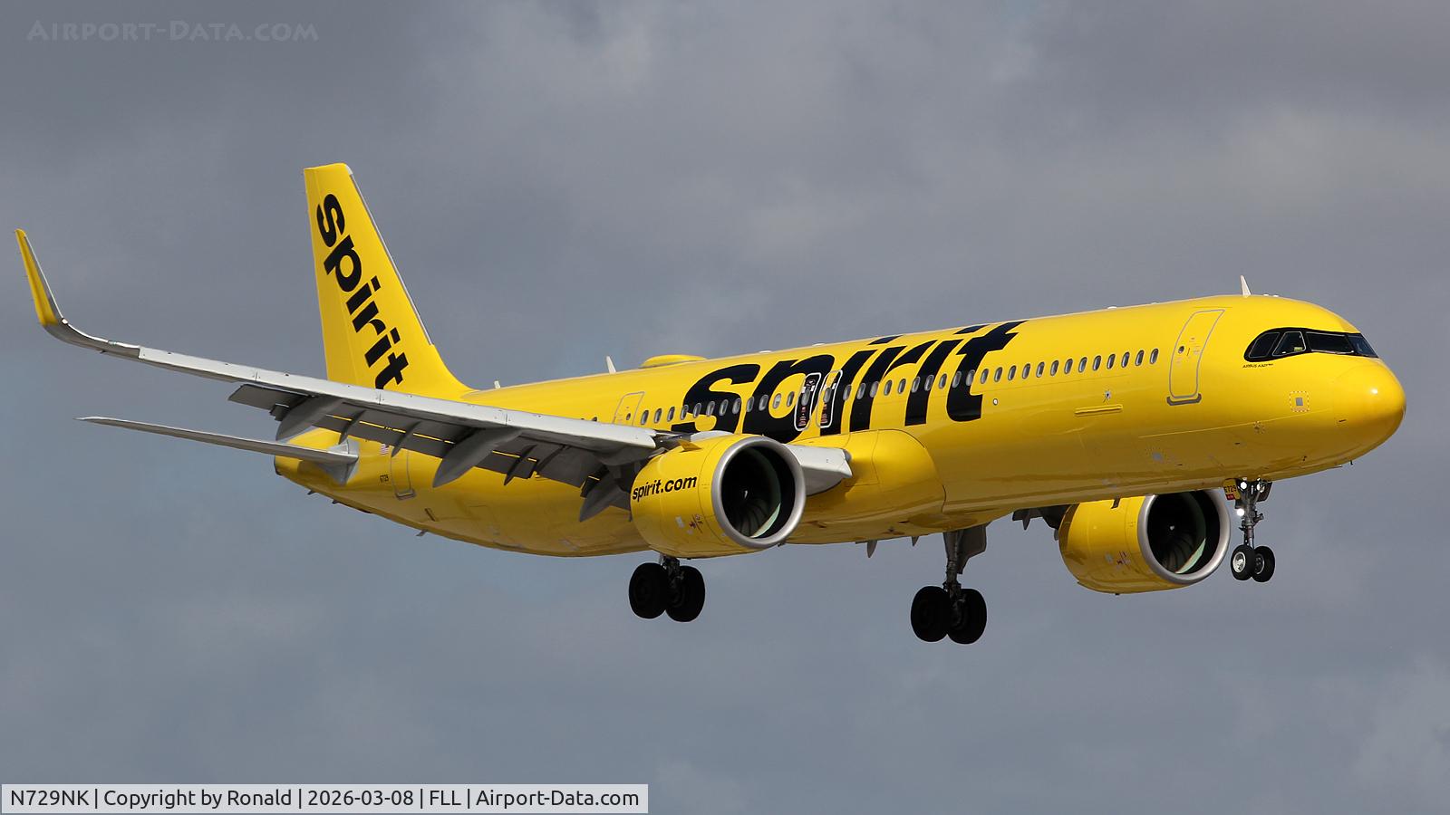 N729NK, 2024 Airbus A321-271NX, c/n 11908, at fll