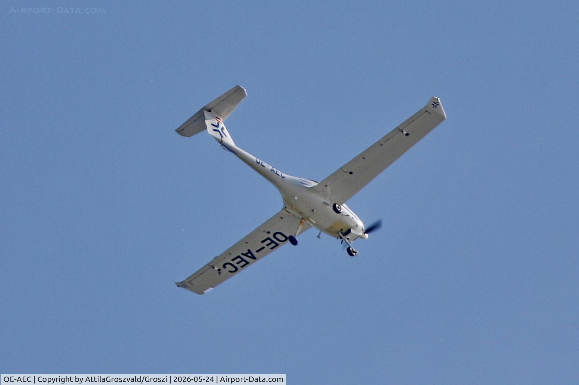 OE-AEC, 2015 Diamond DV-20E Katana, c/n 20.E003, In the airspace of Austria