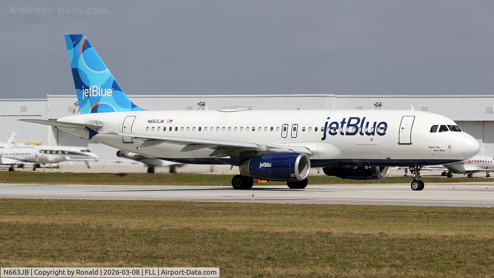 N663JB, 2007 Airbus A320-232, c/n 3287, at fll