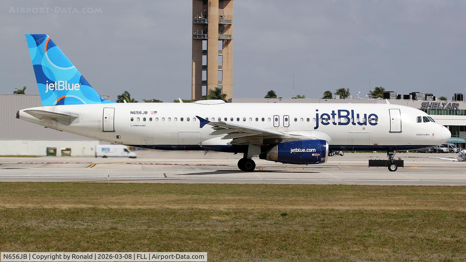 N656JB, 2007 Airbus A320-232, c/n 3091, at fll