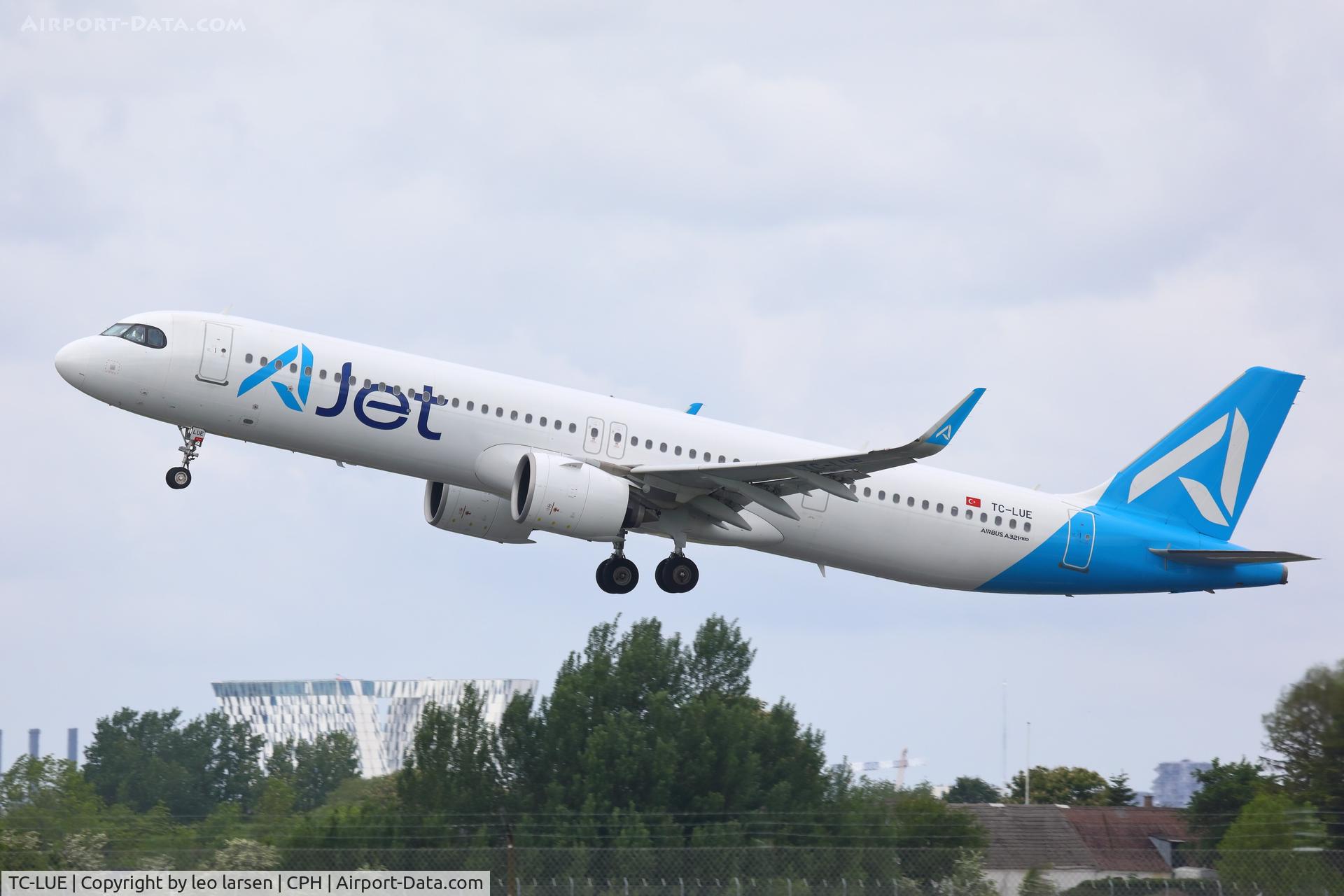 TC-LUE, 2022 Airbus A321-271NX, c/n 10331, Copenhagen 30.5.2026