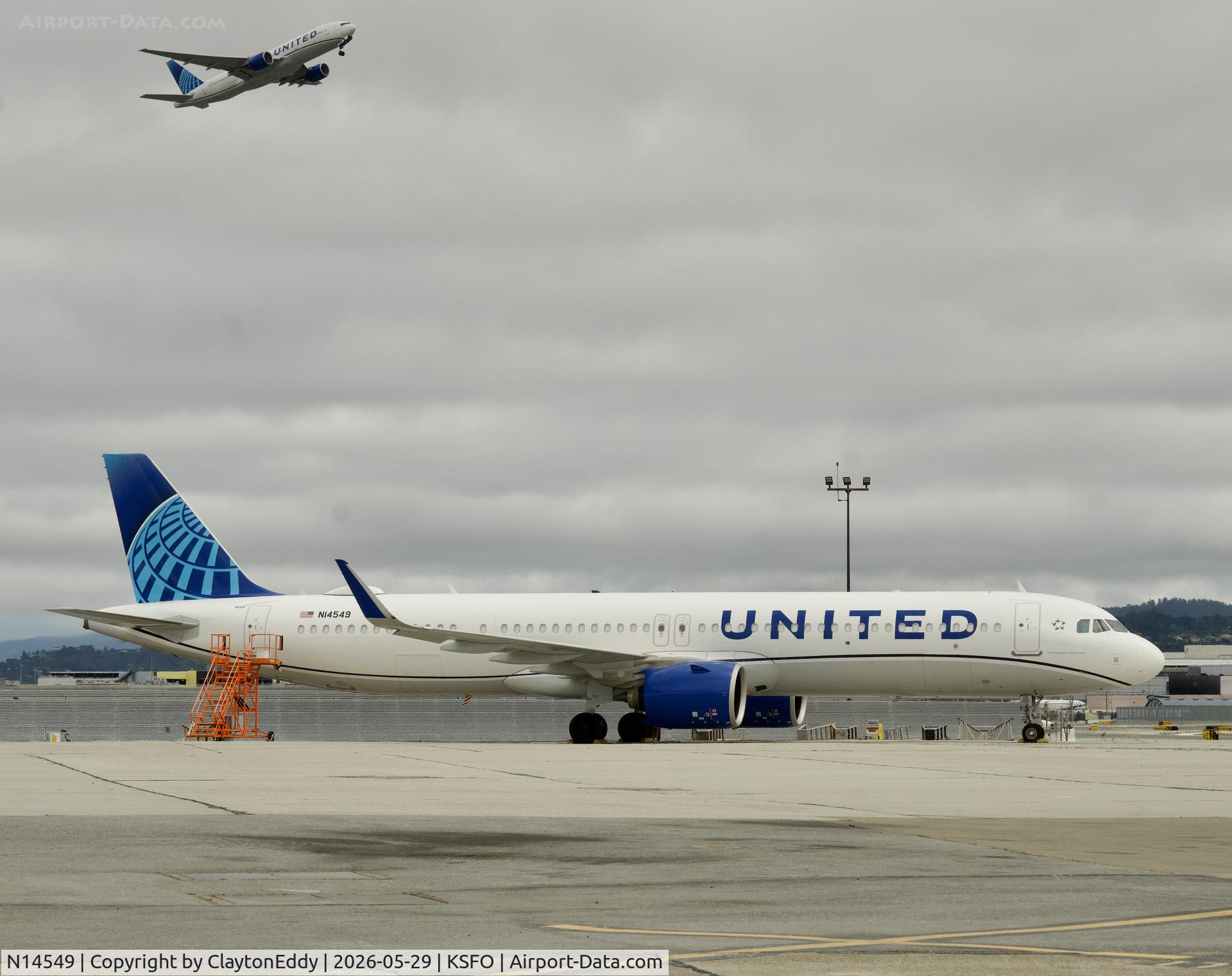 N14549, 2025 Airbus 321-271NX, c/n 12742, SFO 2026