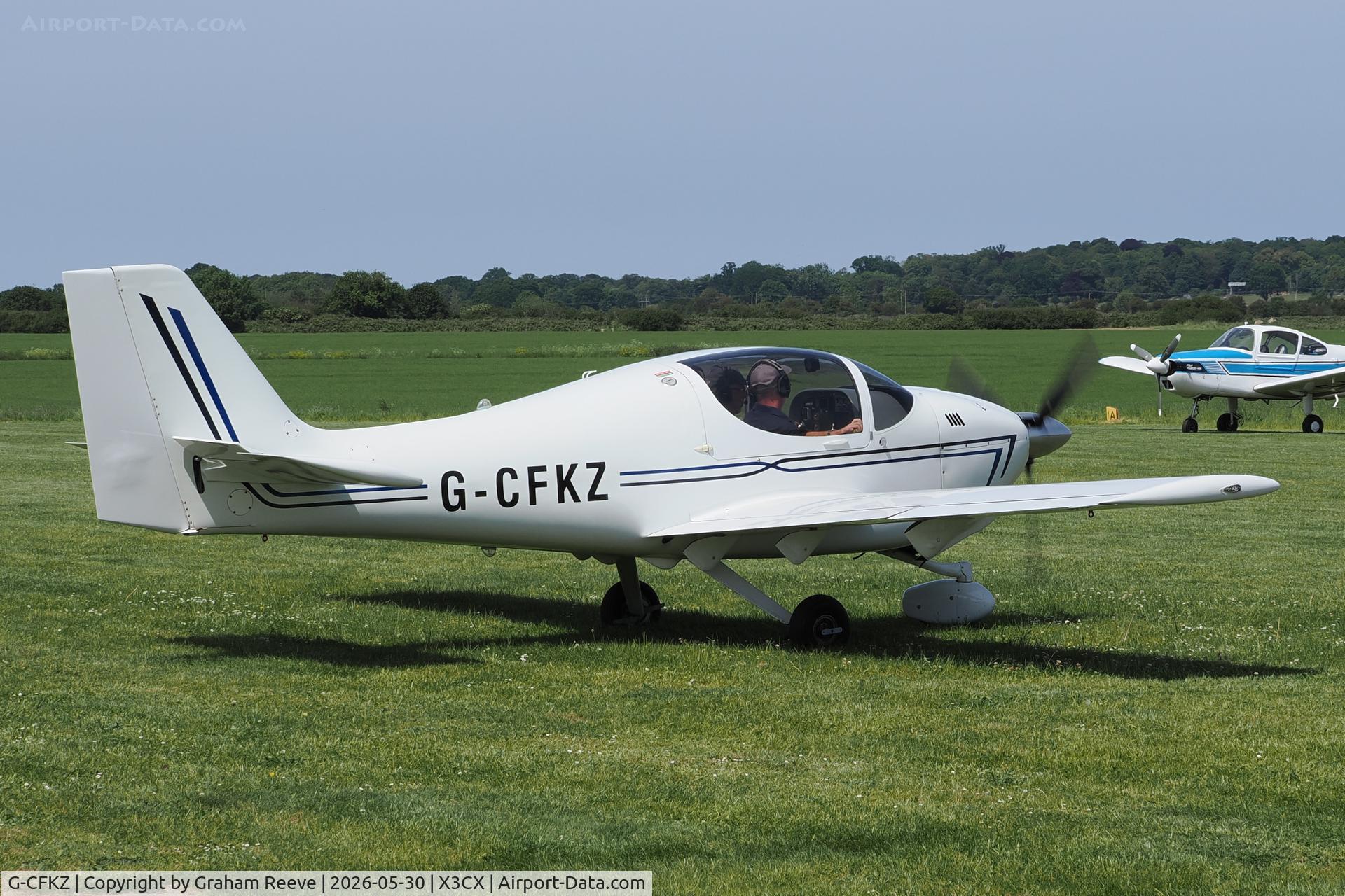G-CFKZ, 2008 Europa XS Tri-Gear, c/n PFA 247-14178, Just landed at Northrepps.