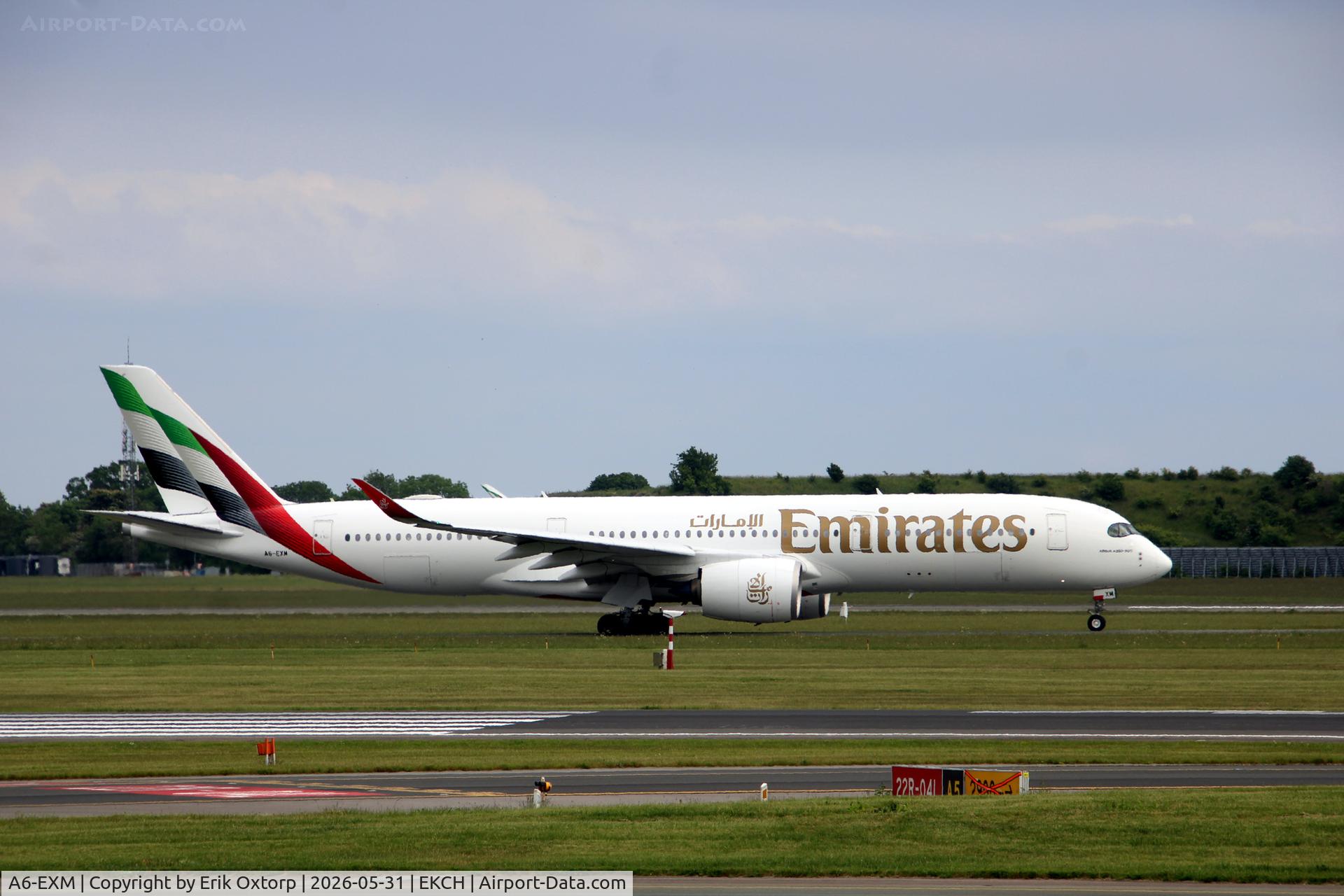 A6-EXM, 2025 Airbus A350-941, c/n 742, A6-EXM prepare for take off rw 04R