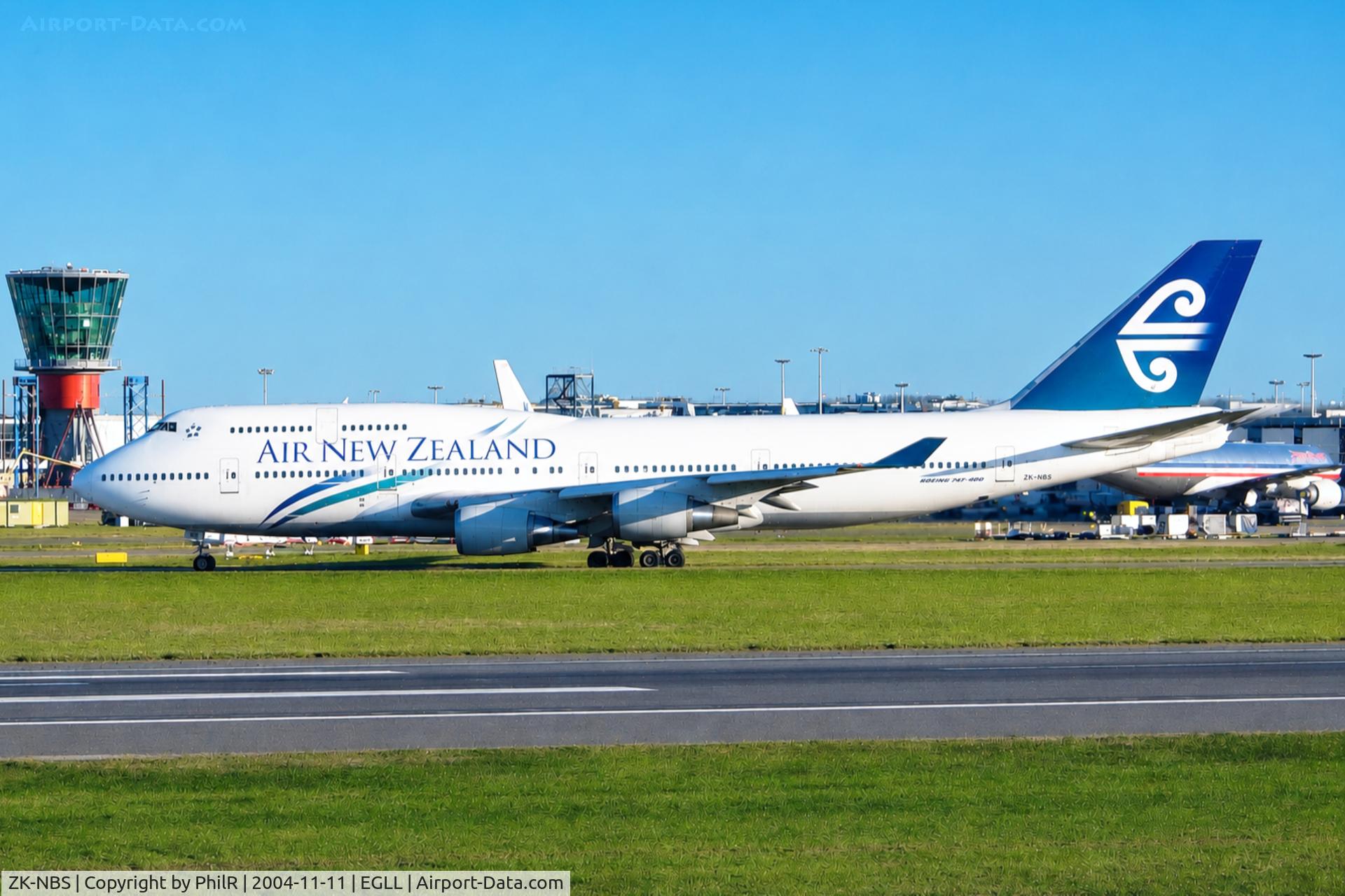 ZK-NBS, 1989 Boeing 747-419, c/n 24386, ZK-NBS 1989 B747-419 Air New Zealand LHR 
