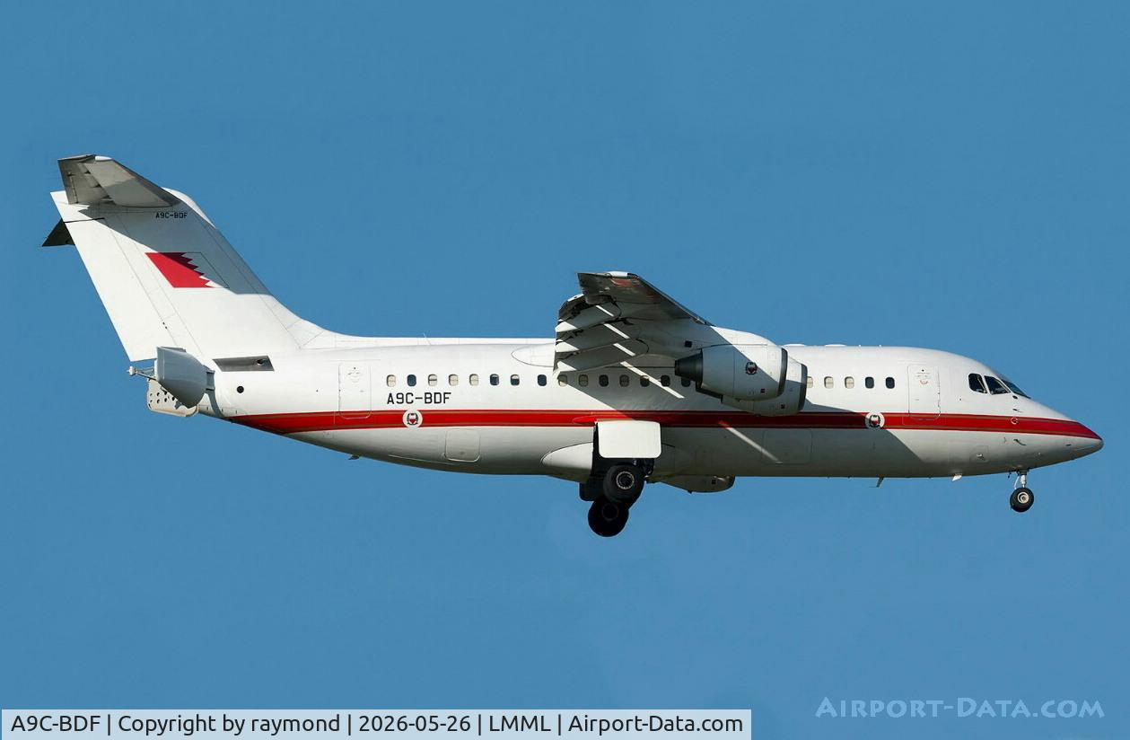 A9C-BDF, 2001 BAe Avro 146-RJ85, c/n E.2390, Bae Avro 146-RJ85 reg A9C-BDF of Bahrain Defence Force on final approach for RW13 landing in Malta.