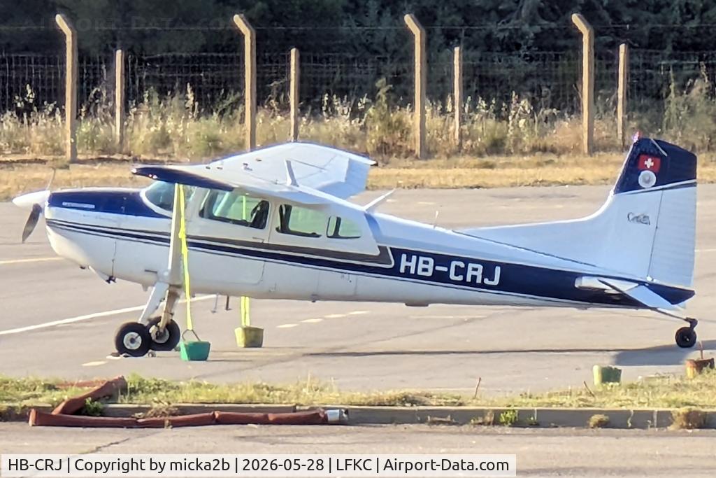 HB-CRJ, 1976 Cessna 180J Skywagon, c/n 18052645, Parked