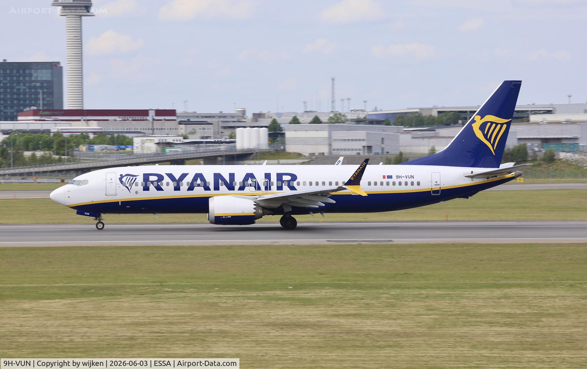 9H-VUN, 2021 Boeing 737-8-200 MAX, c/n 65886 l/n 8130, Rwy 19L