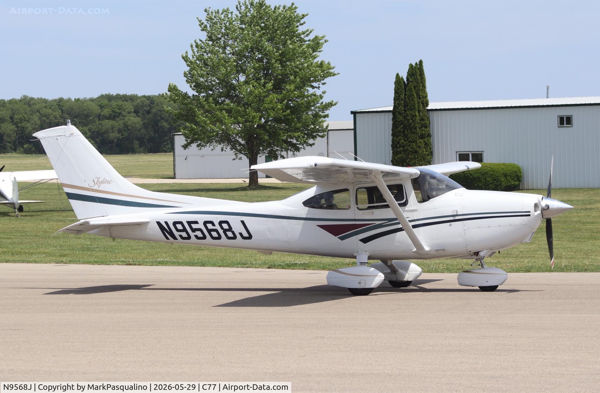 N9568J, 1998 Cessna 182S Skylane, c/n 18280275, Cessna 182S